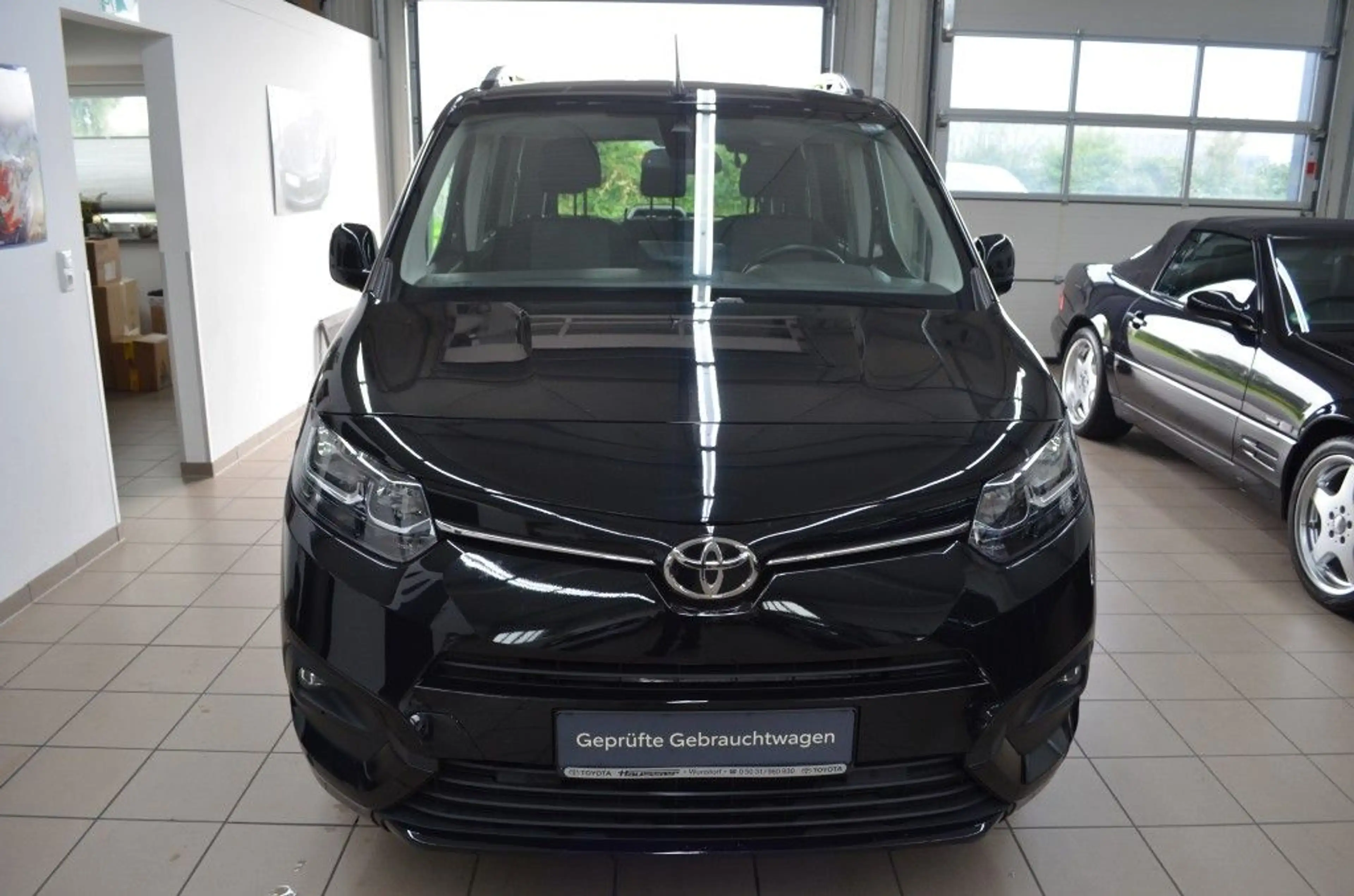 Toyota Proace City Verso 1.2 Turbo L1 Team Deutschland — photo 3