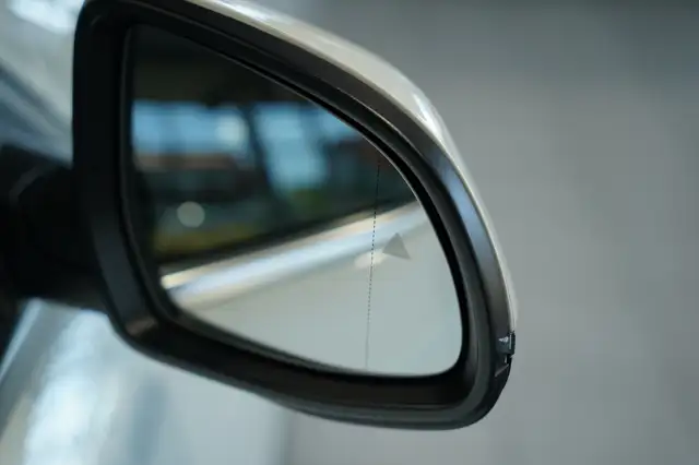 BMW X6 view 15