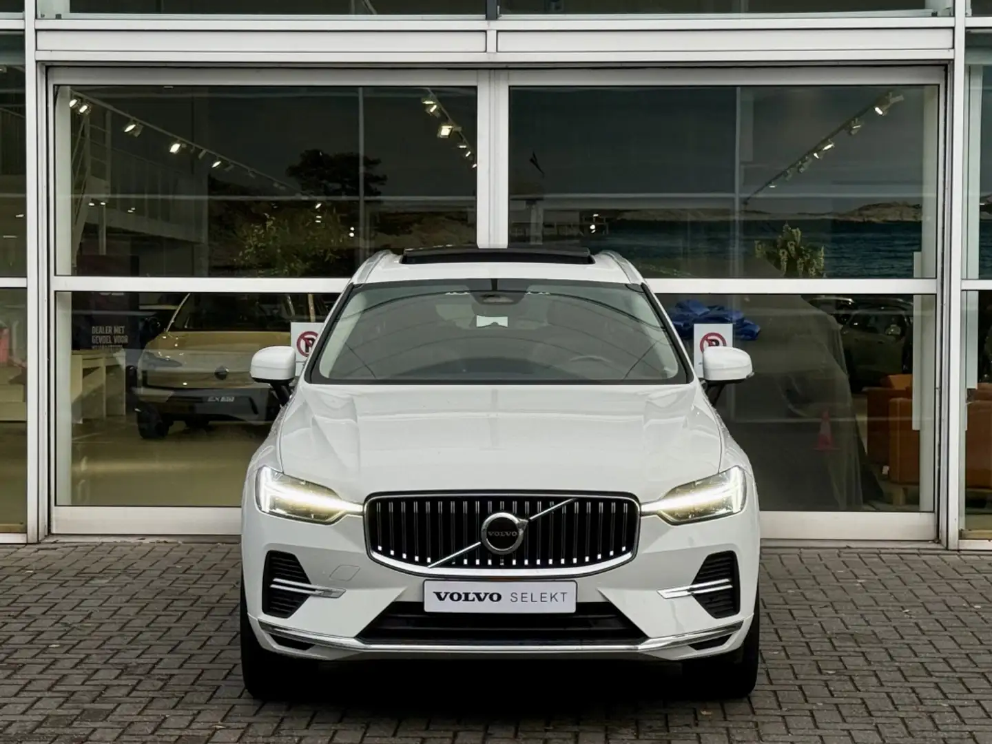 Volvo XC60 T8 455PK Long Range Bright| Panodak| Camera| Googl Bianco - 2