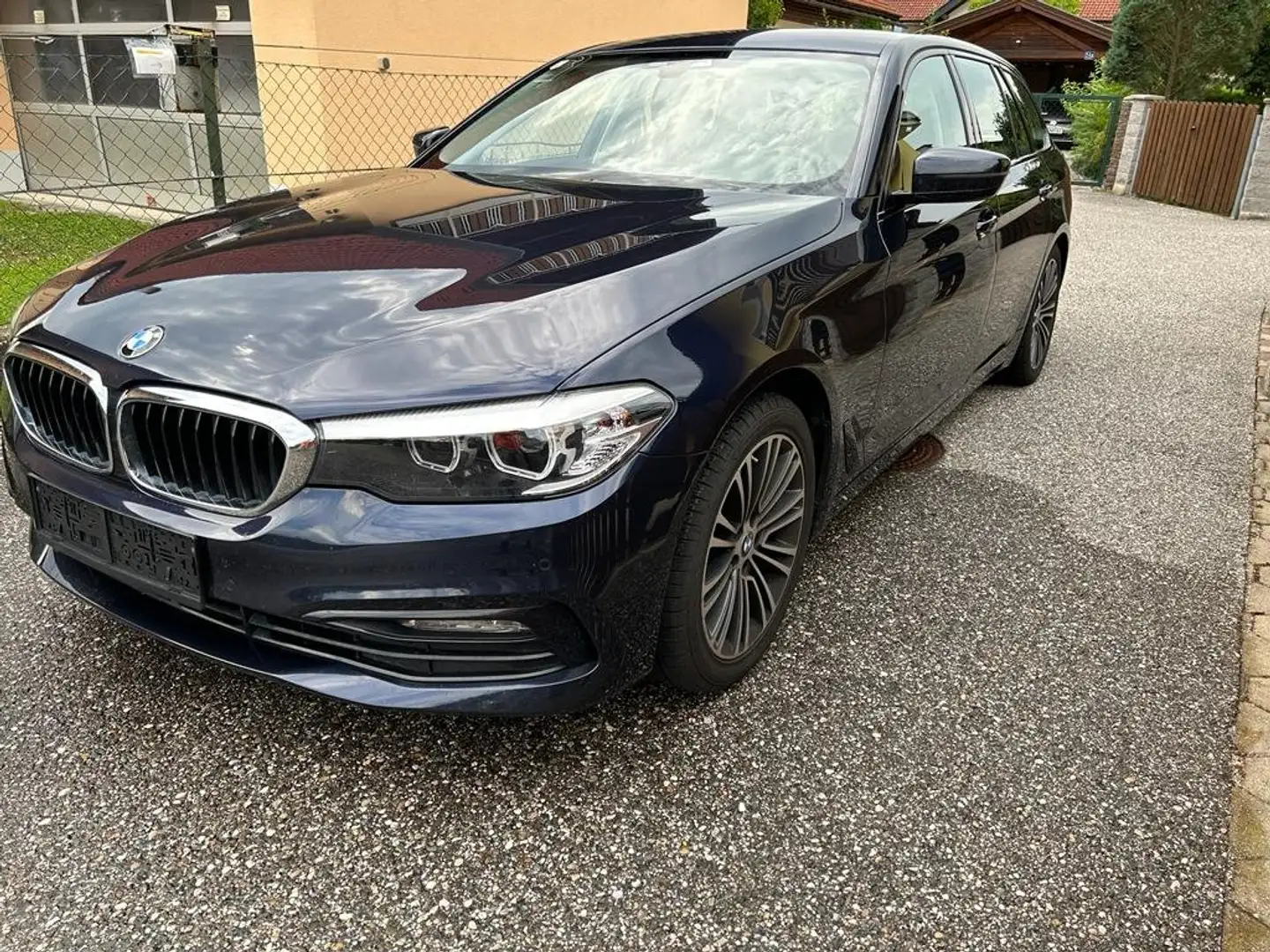 BMW 520 520d Gran Turismo Österreich-Paket Aut. Blau - 1