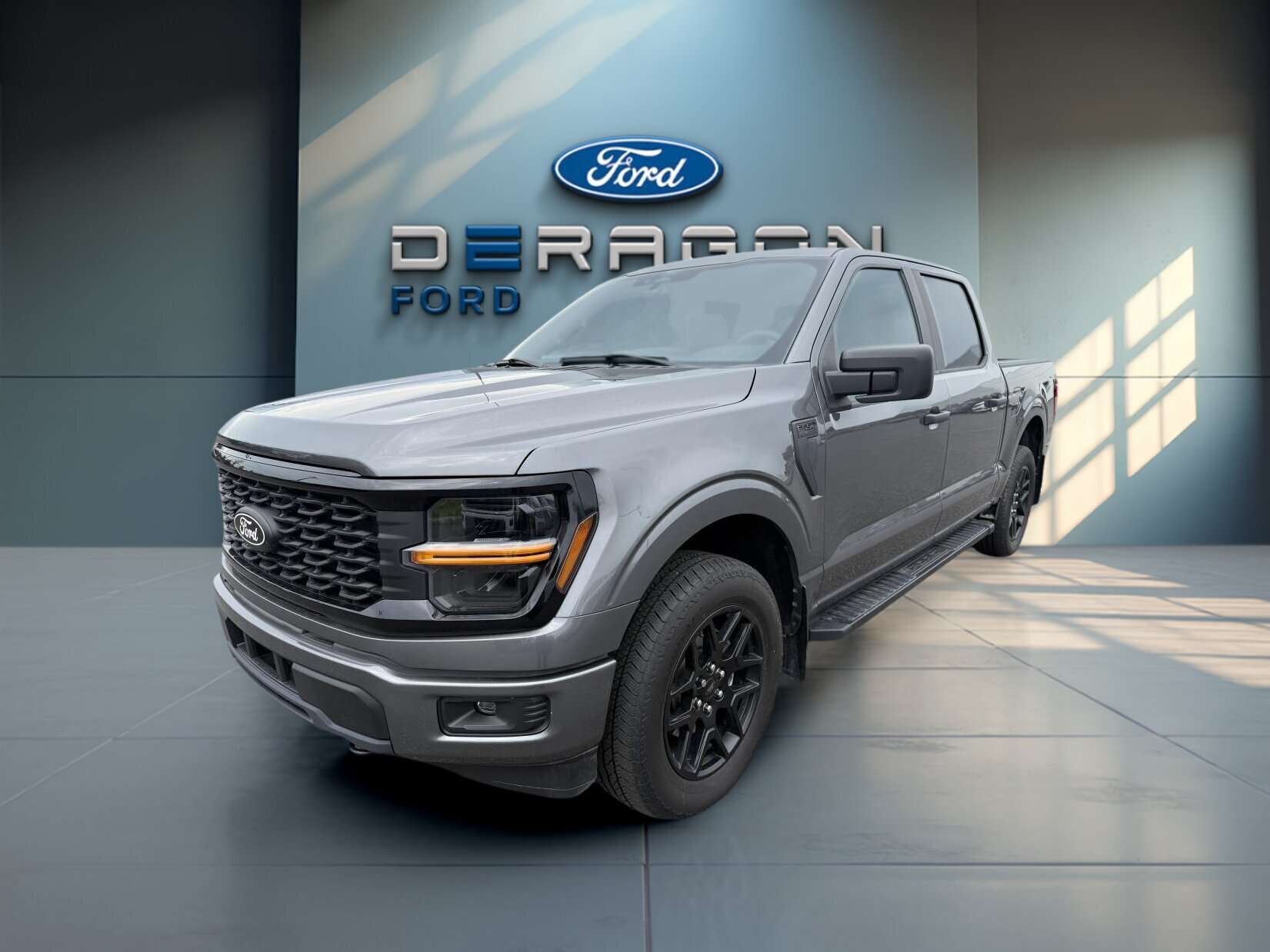 2024 Ford F-150 STX cabine SuperCrew 4RM caisse de 5,5 pi