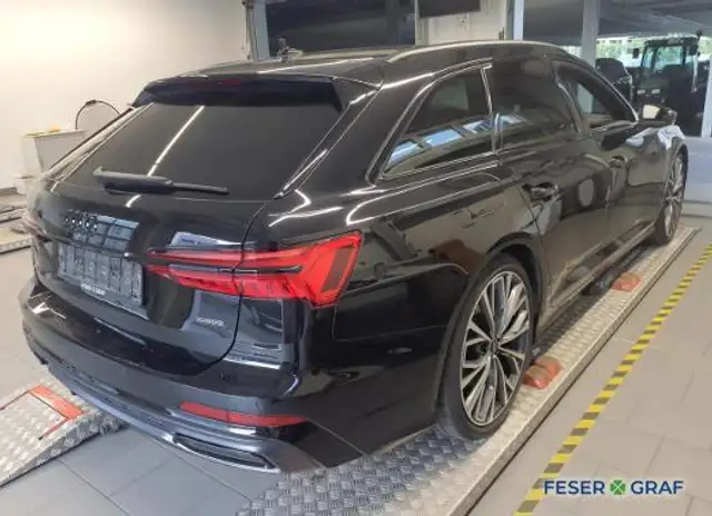 Audi A6 view 5