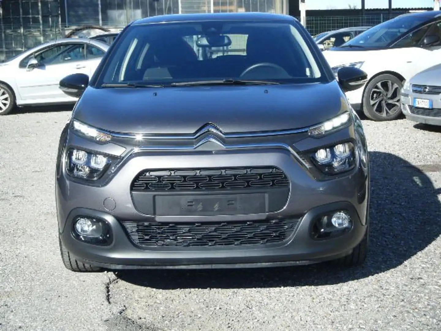 Citroen C3 C3 1.2 puretech Max 110CV Gris - 1