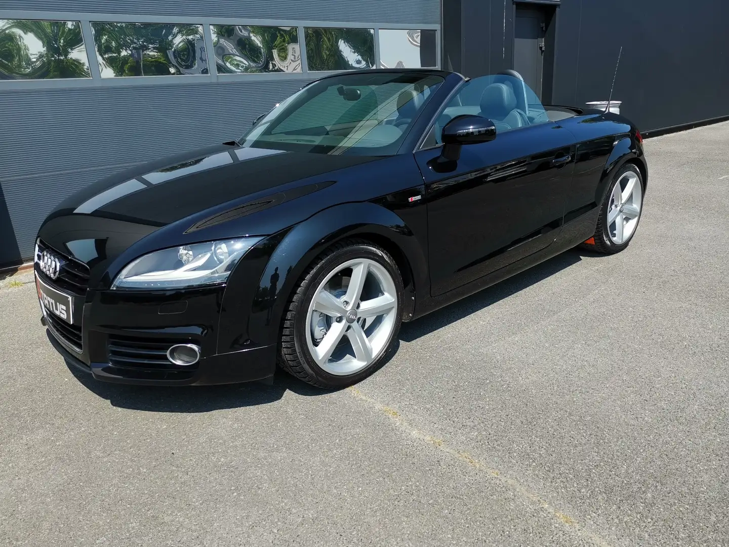 Audi TT Roadster 1.8 T S-LINE. Zwart - 1