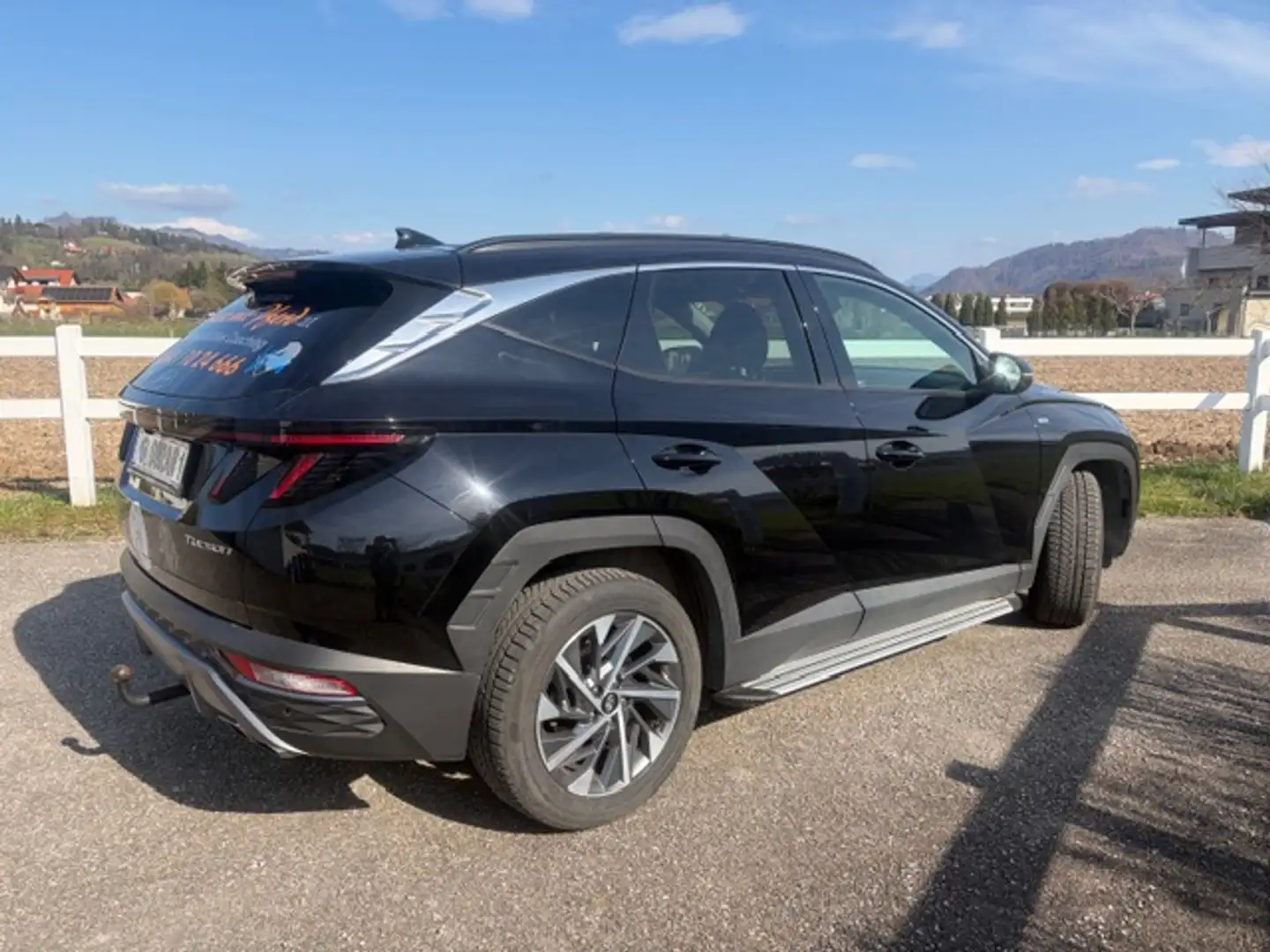 Hyundai TUCSON Tucson 1,6 CRDI 2WD 48V Trend Line DCT Trend Line Schwarz - 2