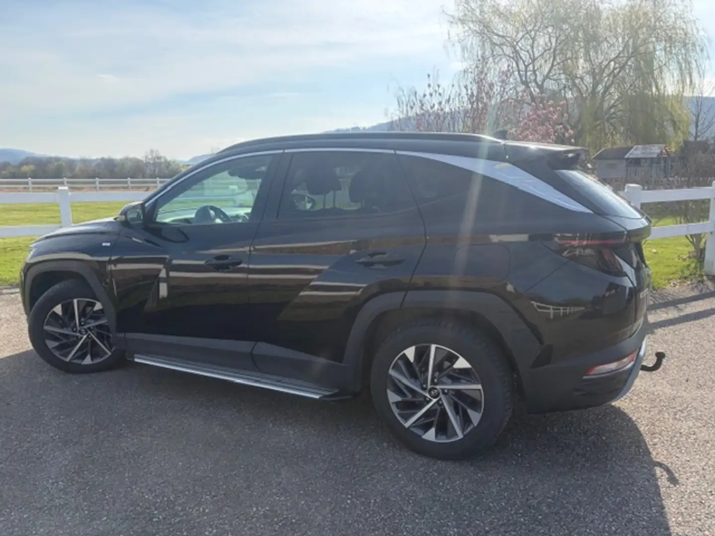 Hyundai TUCSON Tucson 1,6 CRDI 2WD 48V Trend Line DCT Trend Line Schwarz - 1