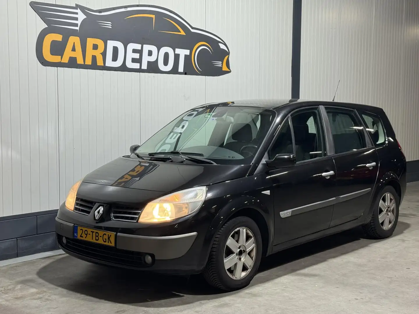 Renault Grand Scenic 2.0-16V Privilège Luxe 7 Persoons Airco Vol jaar A Schwarz - 1