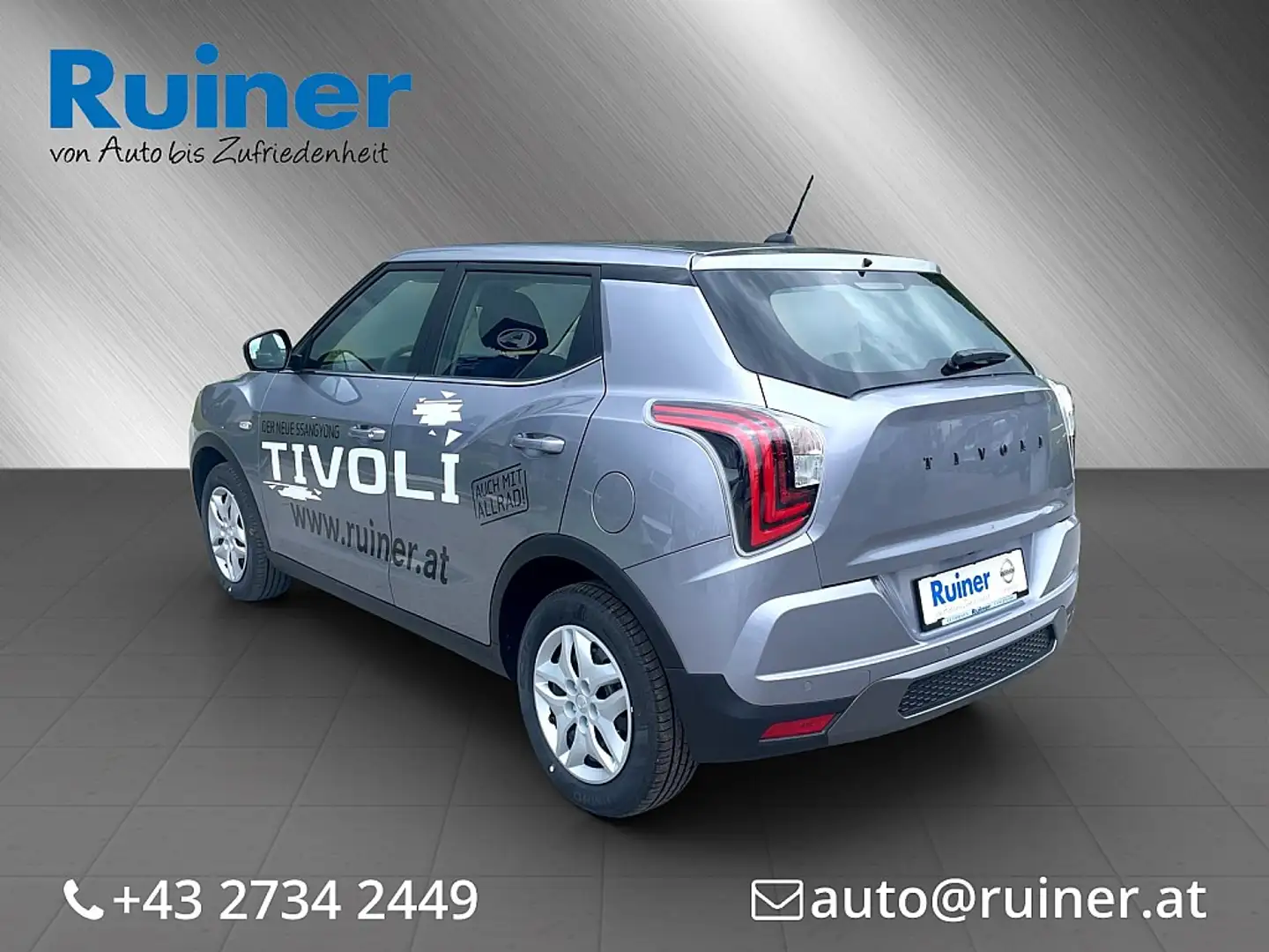SsangYong Tivoli 1.5 GDI Style ALLRAD Grau - 2