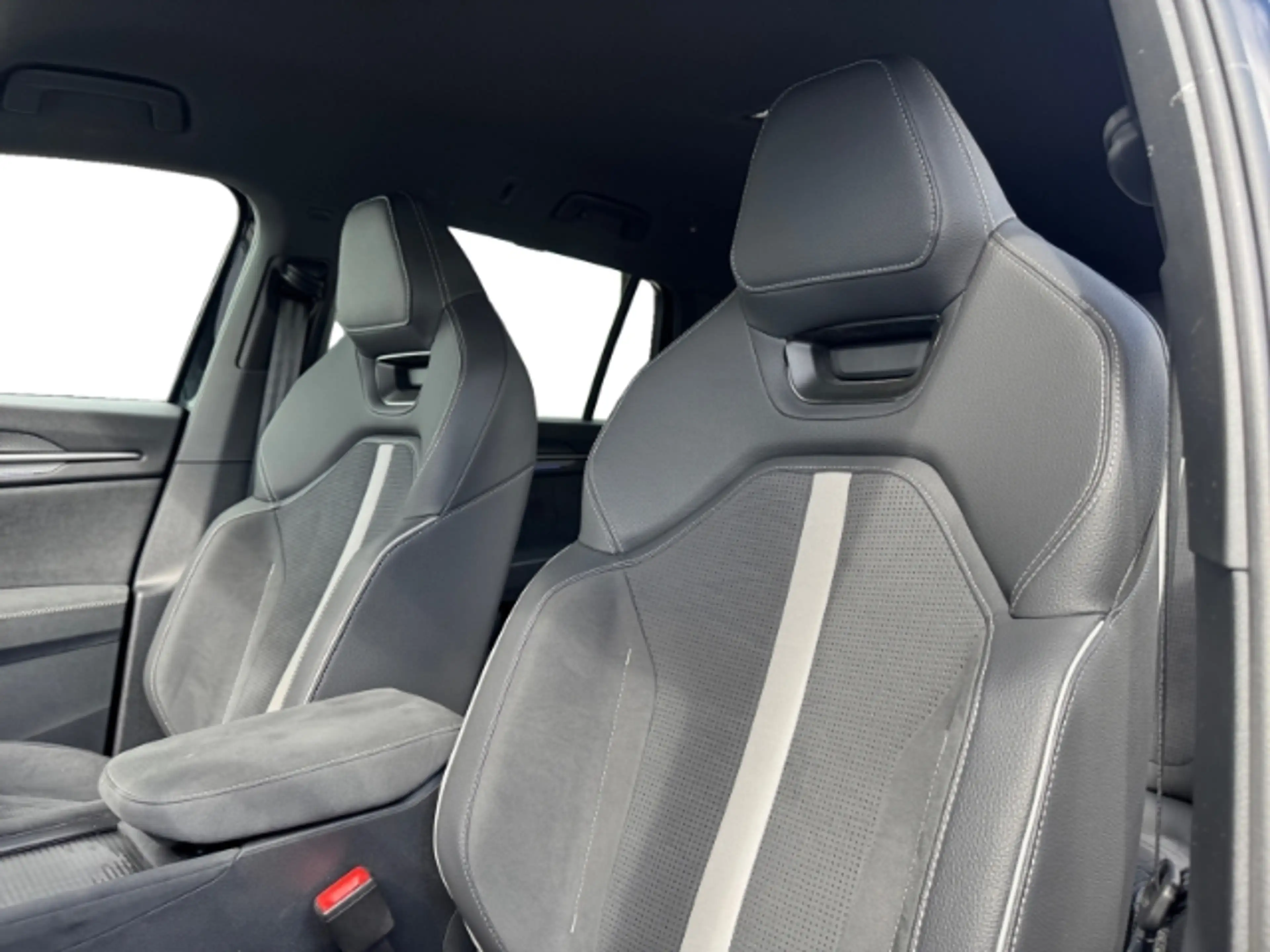 Skoda Kodiaq 2.0 TDI DSG 4x4 Sportline MATRIX NAVI HUD AHK AREA — photo 12