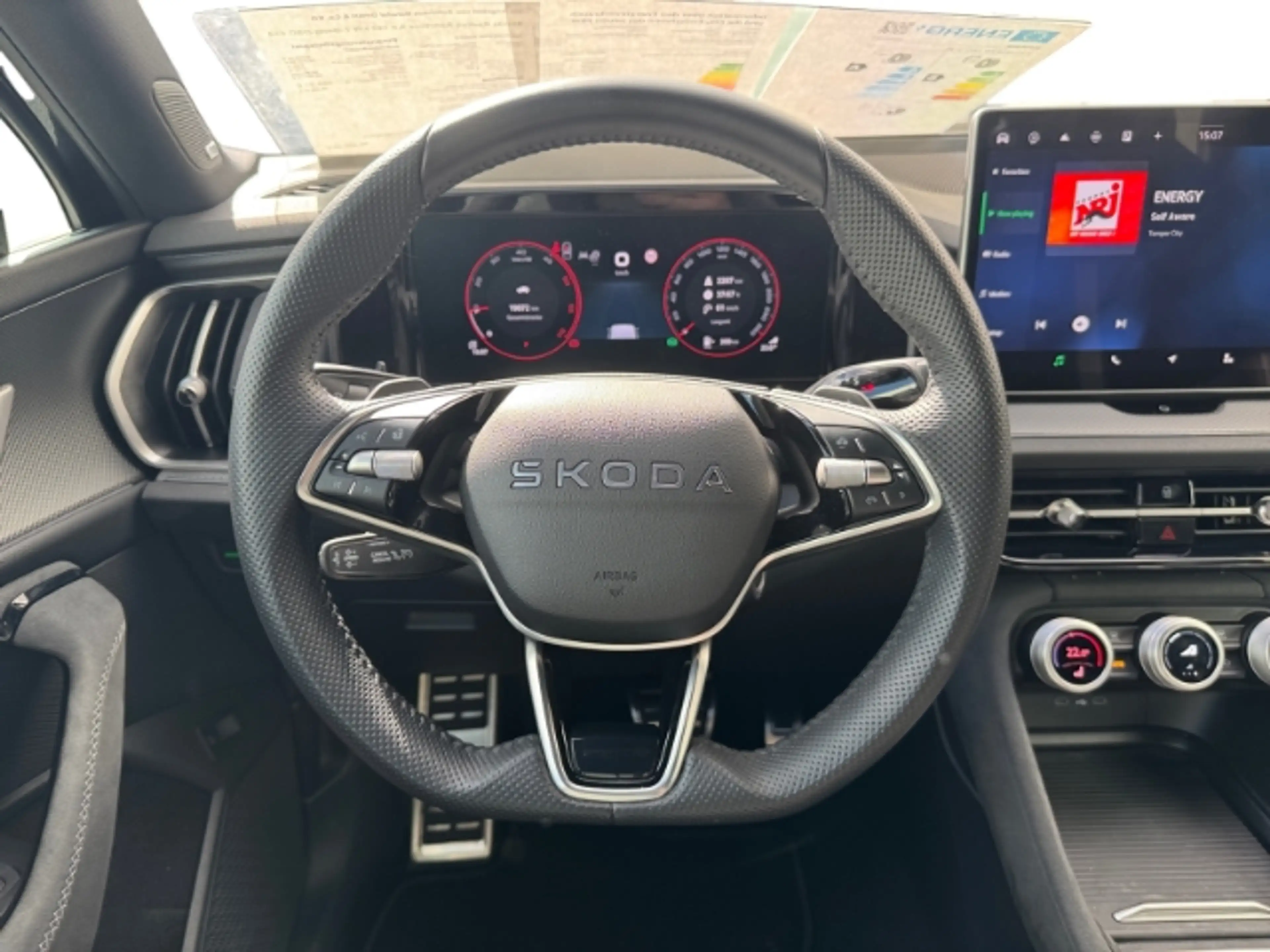 Skoda Kodiaq 2.0 TDI DSG 4x4 Sportline MATRIX NAVI HUD AHK AREA — photo 8