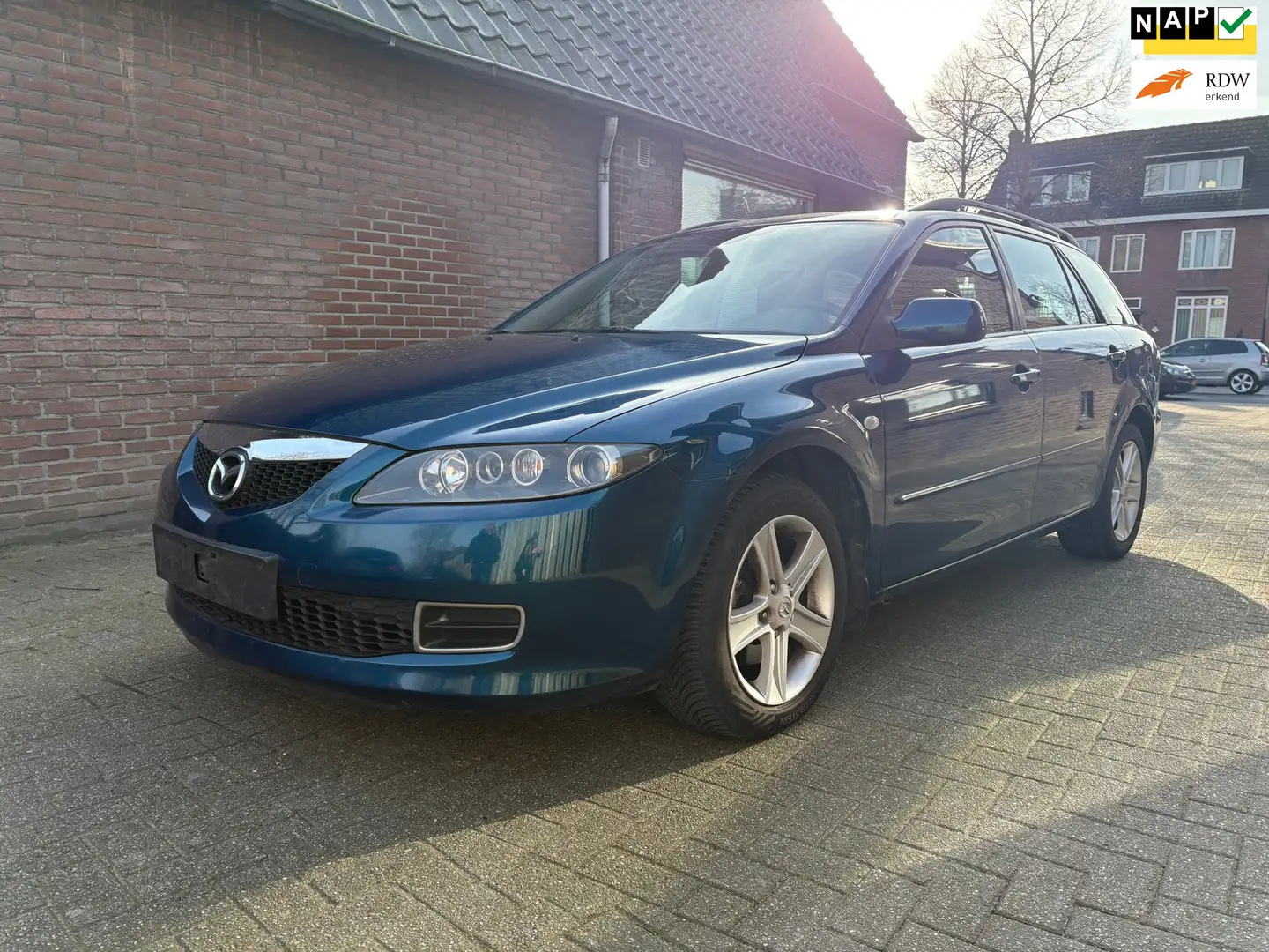 Mazda 6 Sportbreak 1.8i Touring Blauw - 1