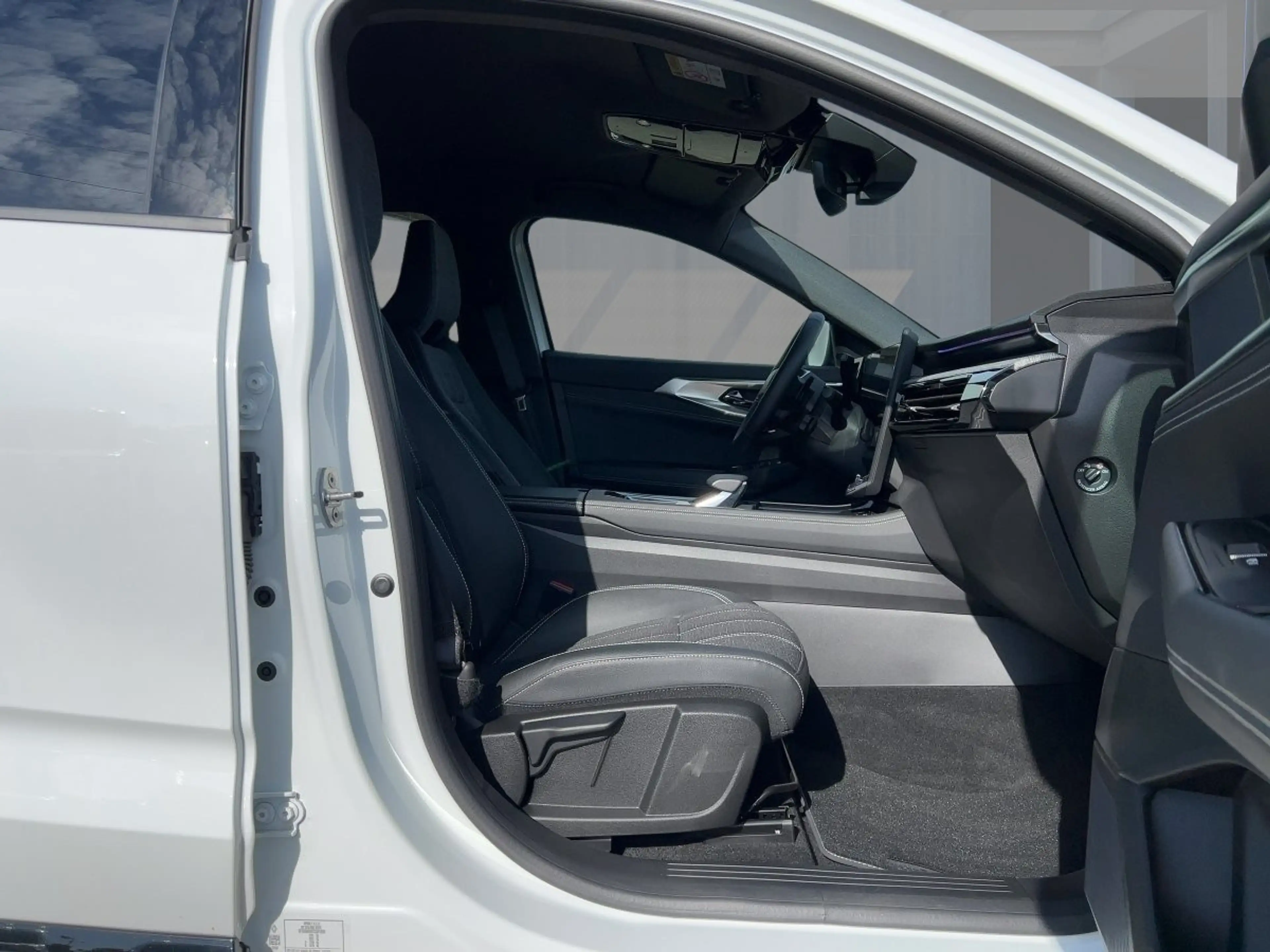 Renault Austral TECHNO E-TECH FULL HYBRID 200 SITZHEIZUNG — photo 8