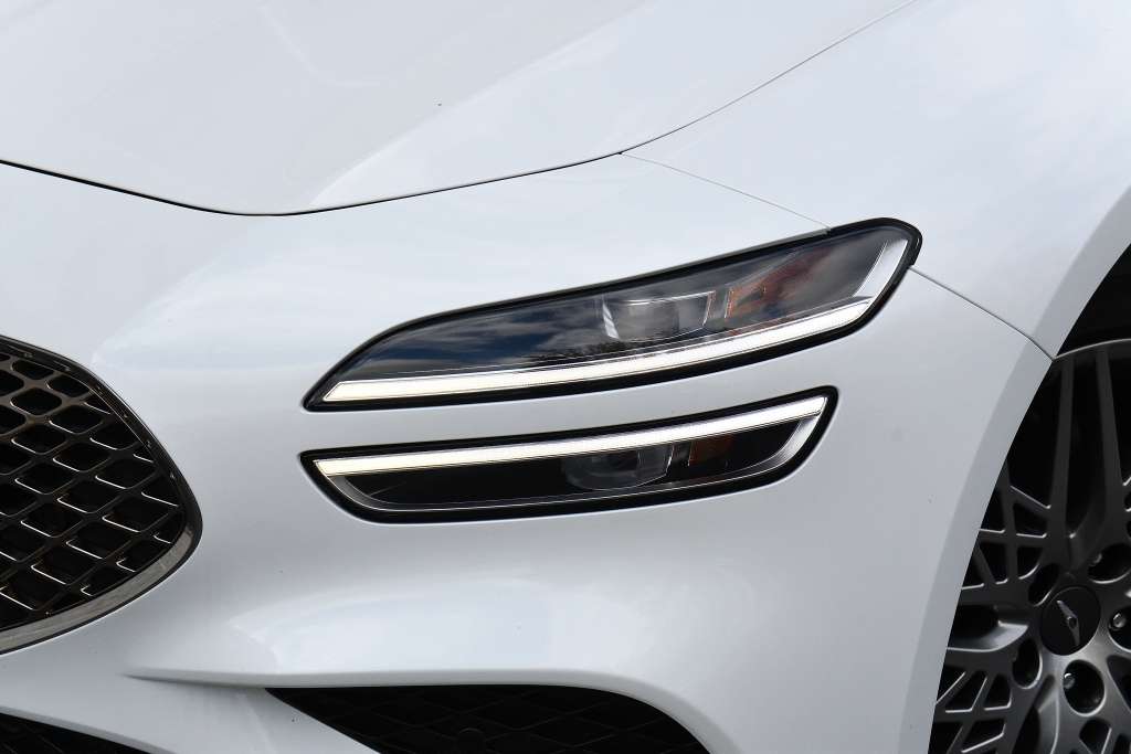 2023 Genesis G70