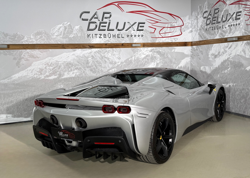 Ferrari SF90 Spider SF90 Spider/Carbon/Garantie bis 06/2031 — photo 4