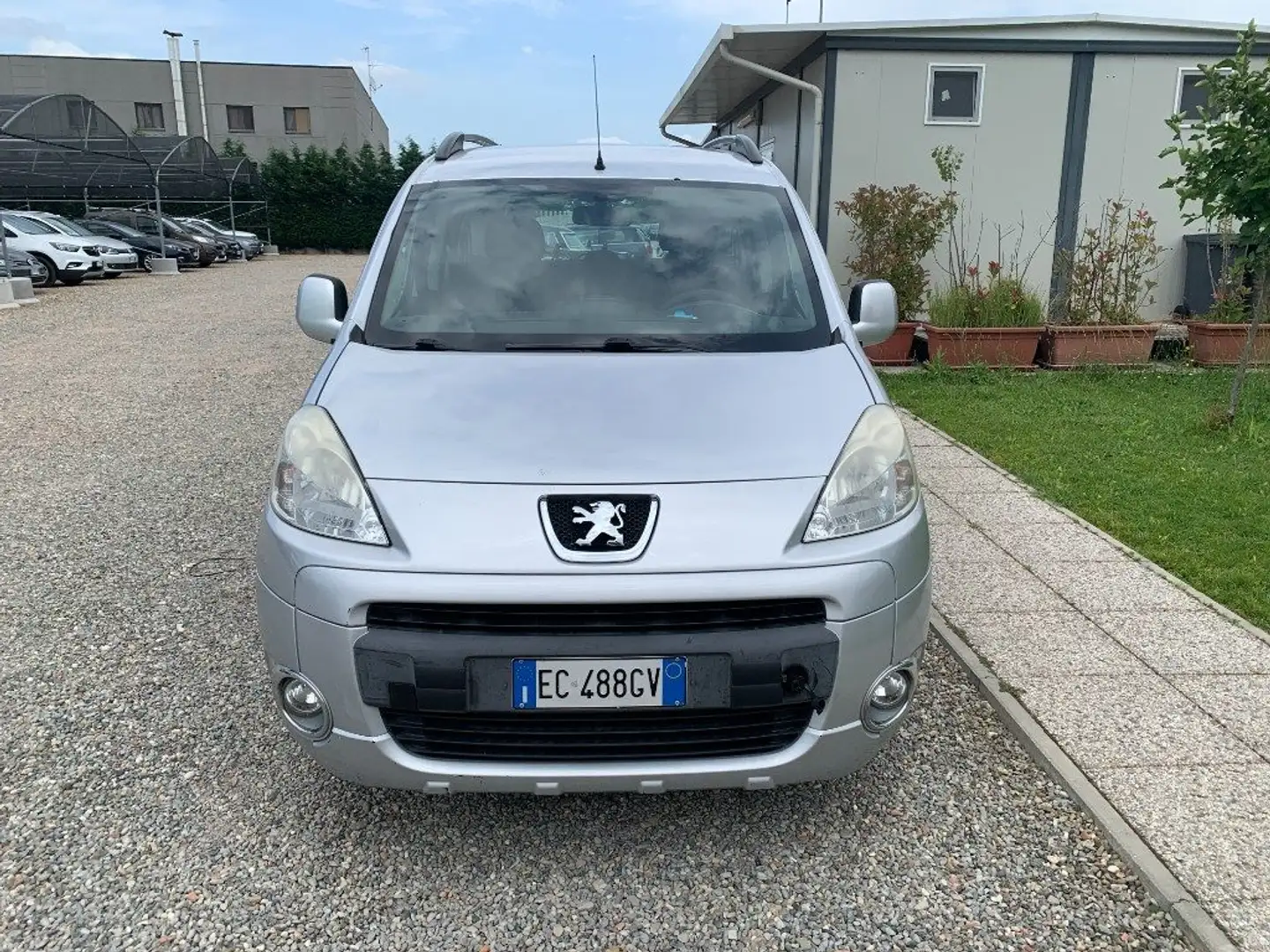 Peugeot Partner Tepee 1.6 VTi 120CV Outdoor Argento - 2