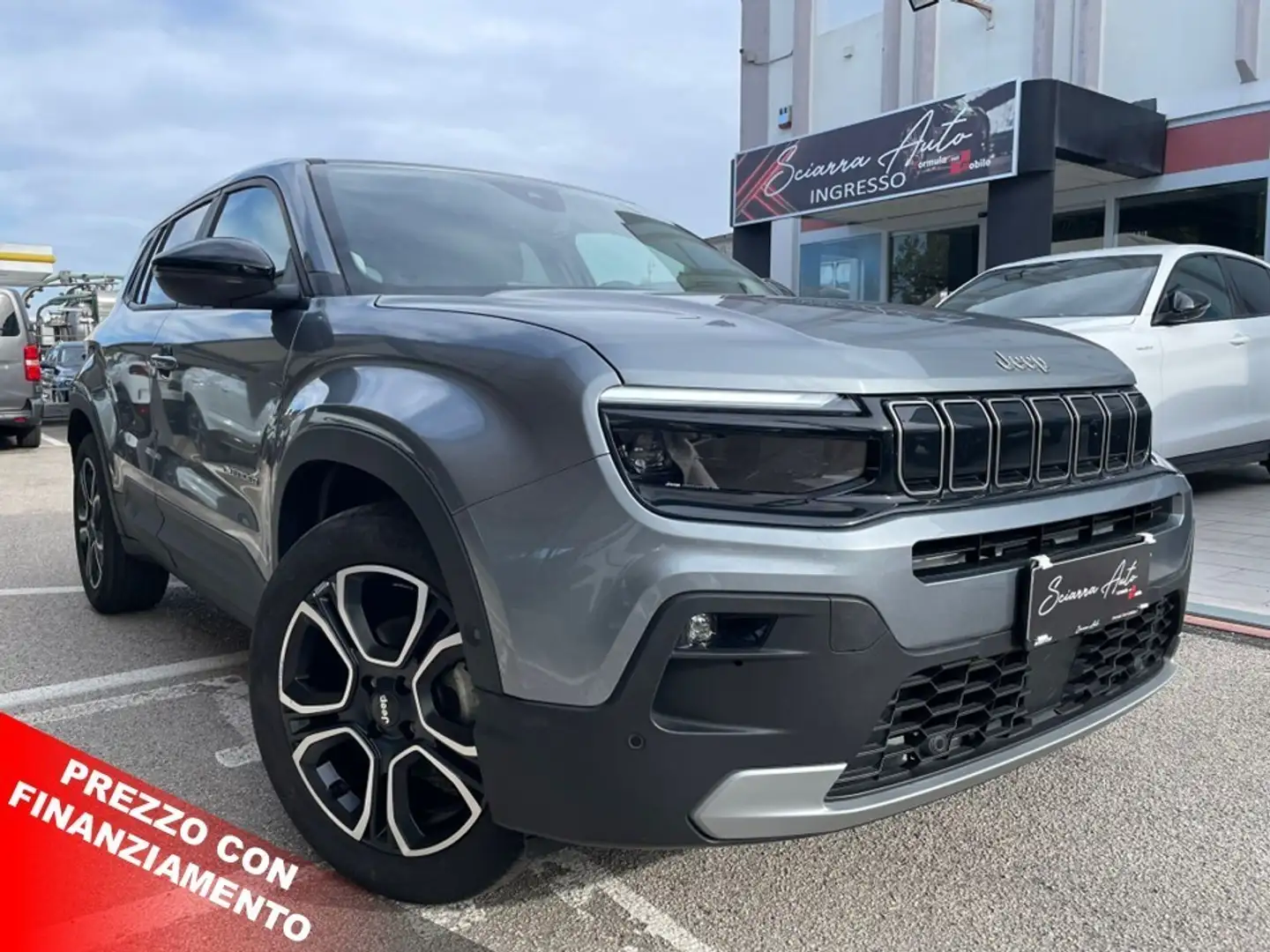 Jeep Avenger Avenger 1.2 Turbo 100 CV Summit Gris - 1