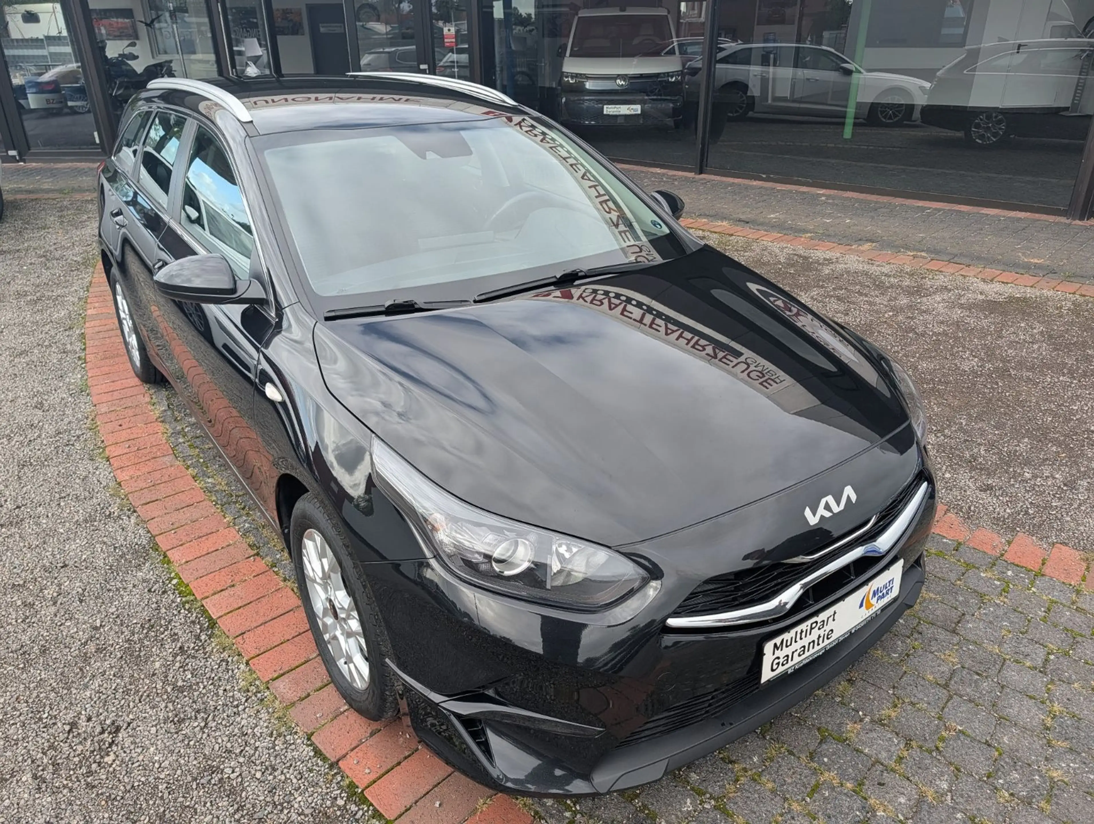 Kia Ceed SW / cee'd SW 1.6 CRDI Vision NAVI SHZG DCT — photo 11