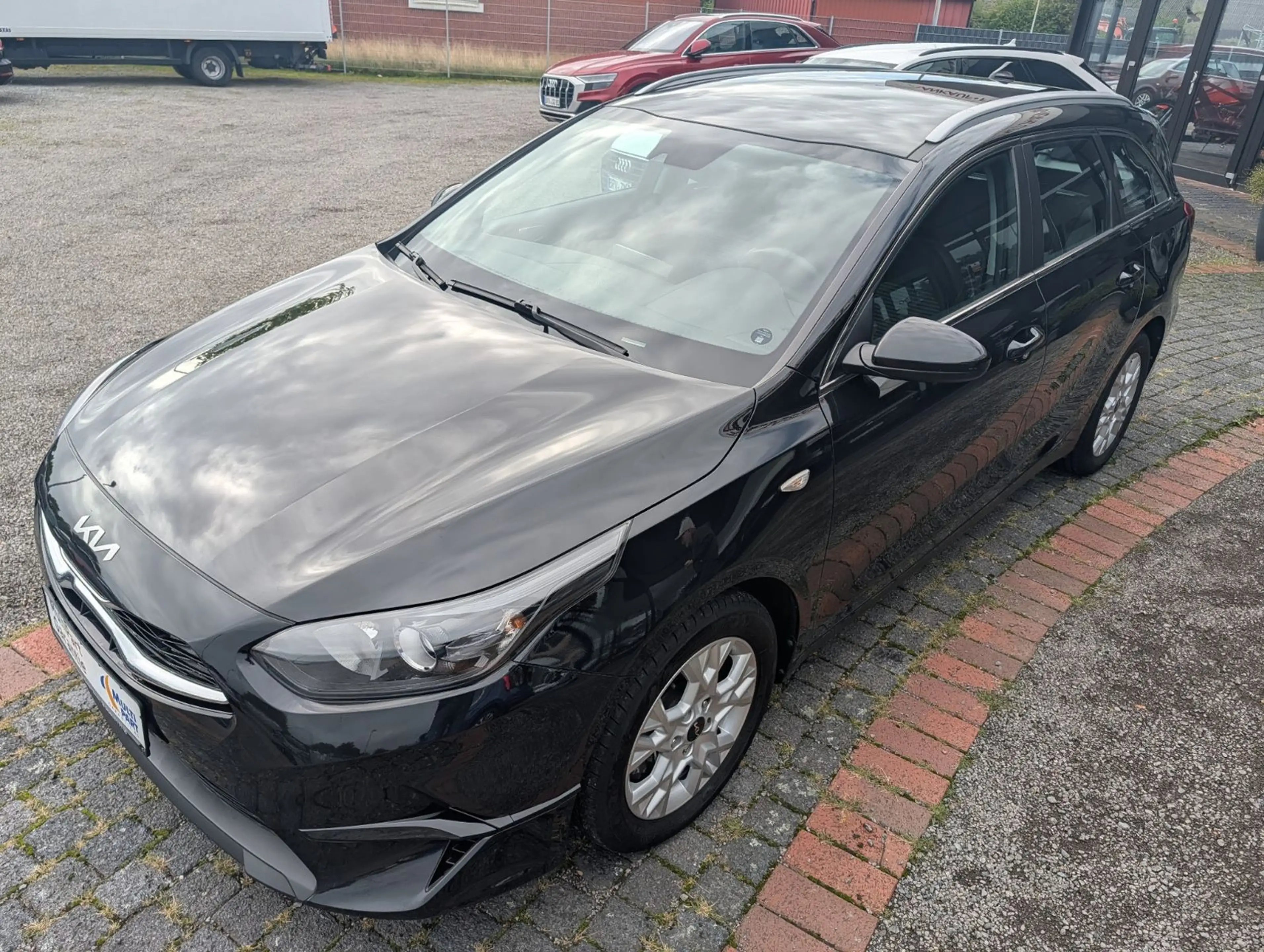 Kia Ceed SW / cee'd SW 1.6 CRDI Vision NAVI SHZG DCT — photo 10
