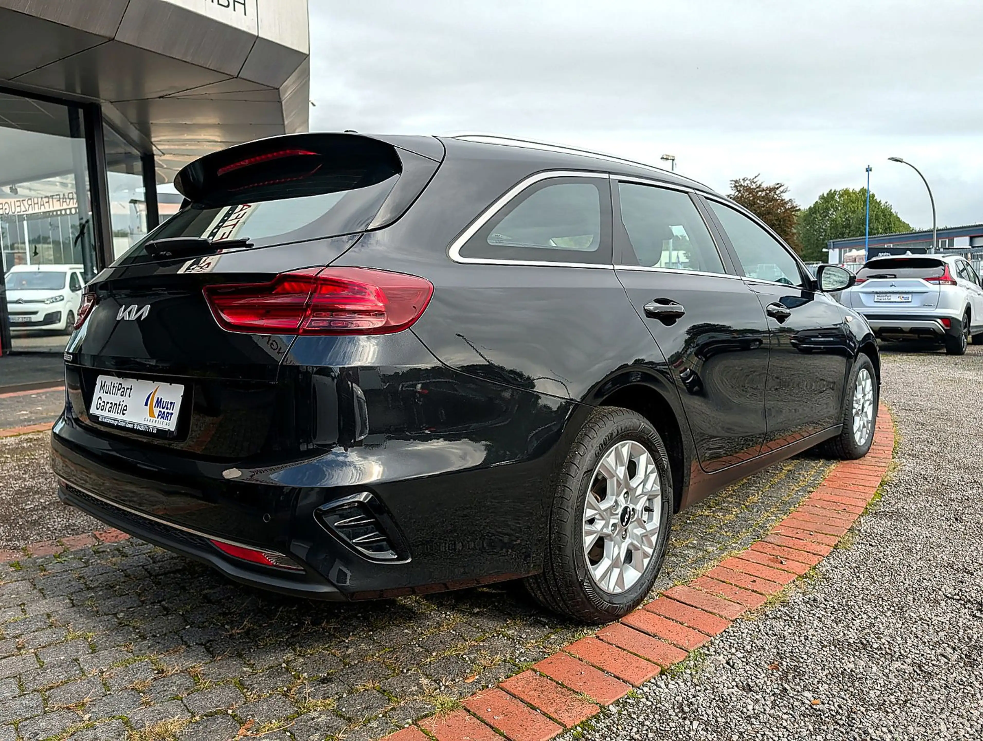 Kia Ceed SW / cee'd SW 1.6 CRDI Vision NAVI SHZG DCT — photo 6