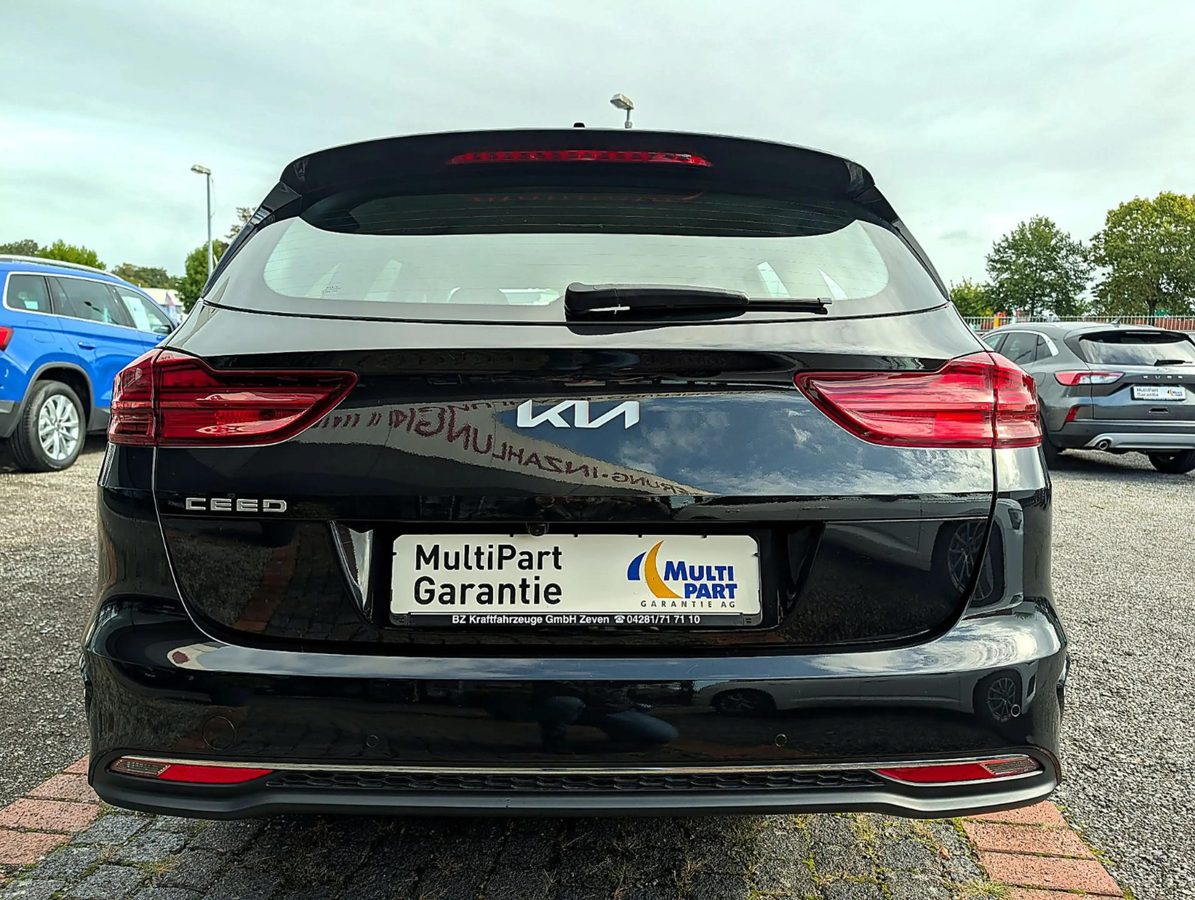 Kia Ceed SW / cee'd SW 1.6 CRDI Vision NAVI SHZG DCT — photo 8