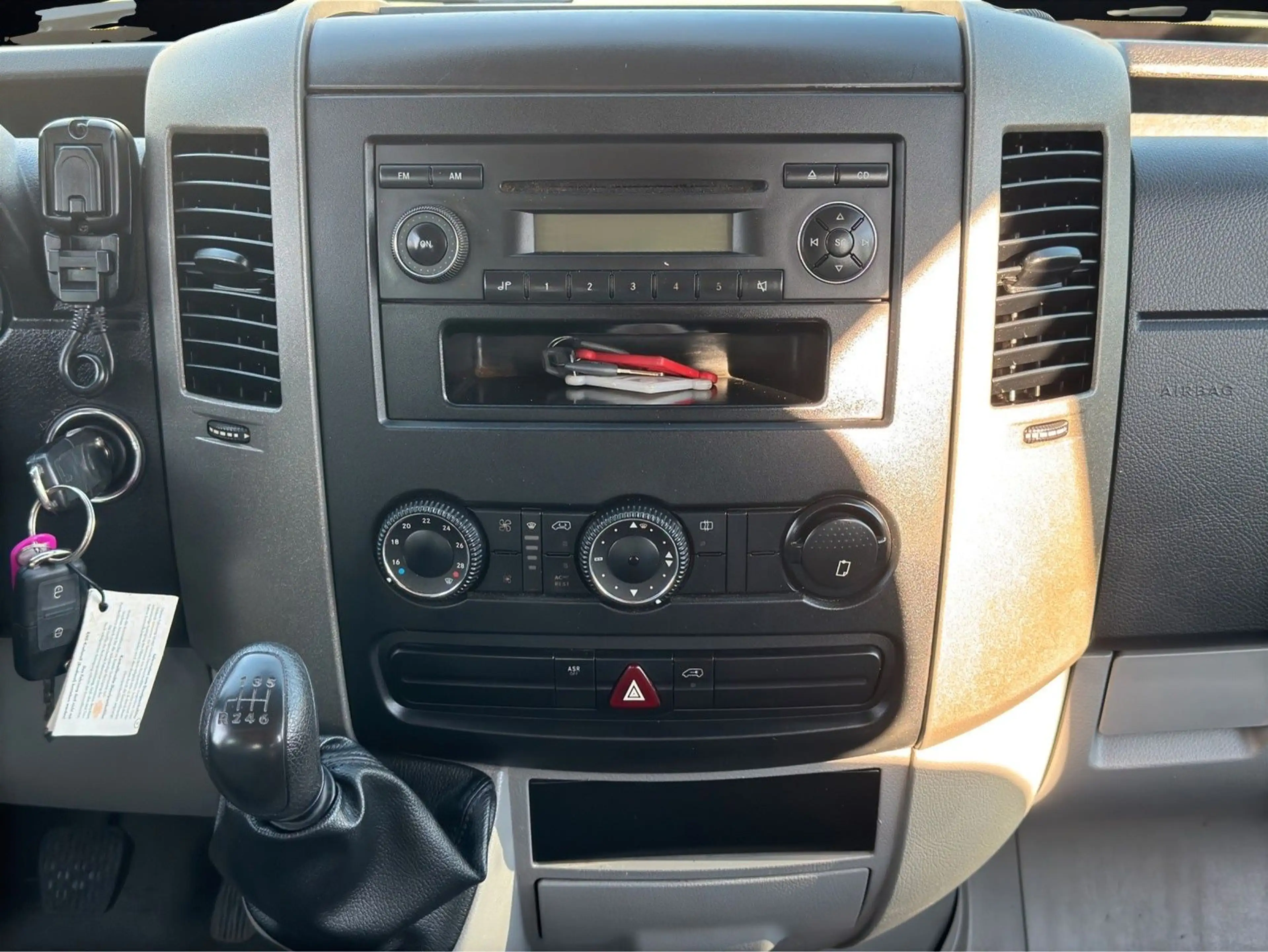 Volkswagen Crafter Pritsche 50*MAXI*3.6 Meter*AHK-3500KG* — photo 13