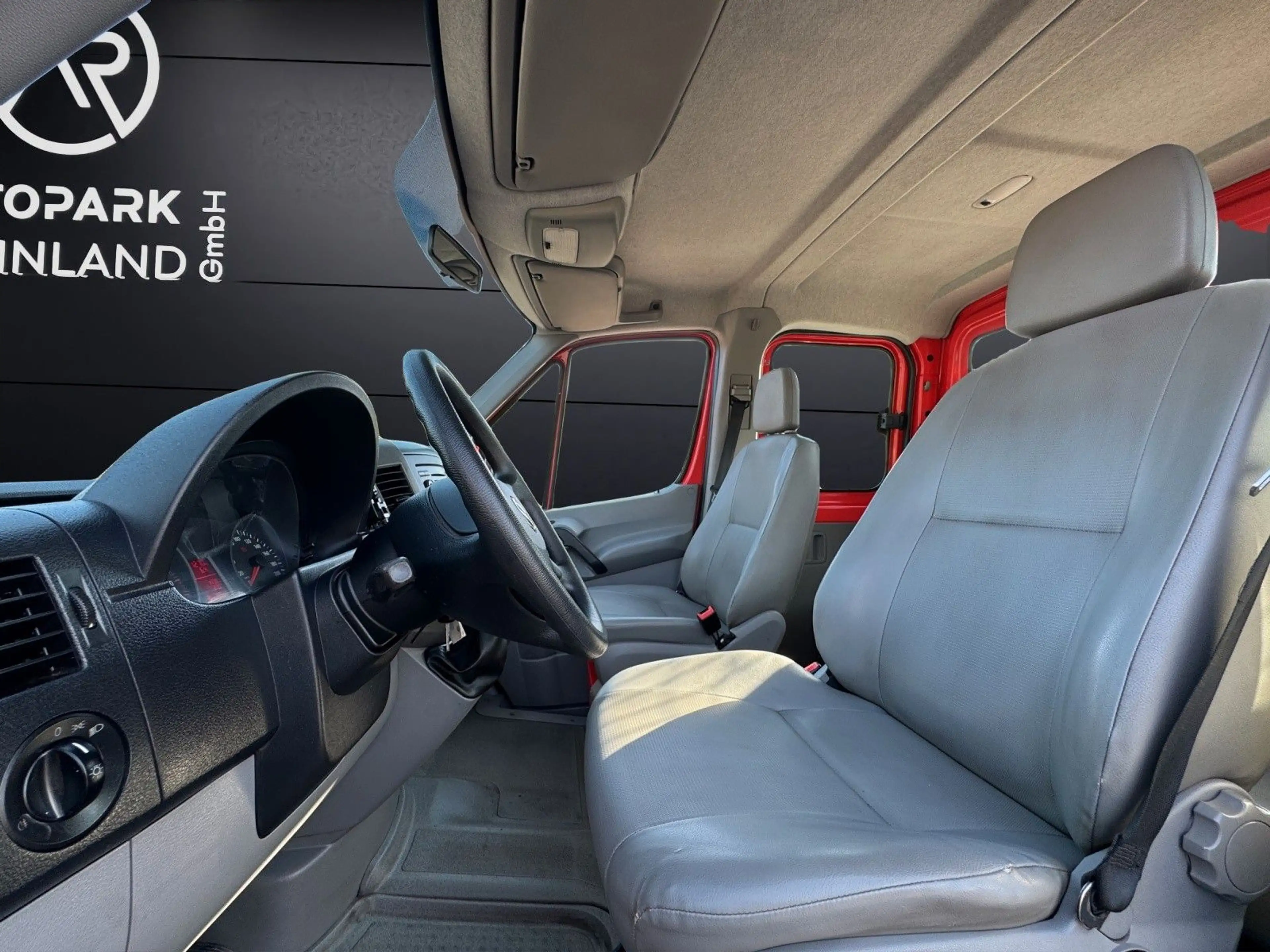 Volkswagen Crafter Pritsche 50*MAXI*3.6 Meter*AHK-3500KG* — photo 11