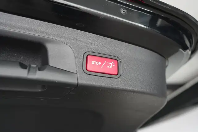 Mercedes-Benz Gle Class view 9