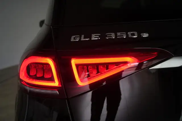 Mercedes-Benz Gle Class view 14