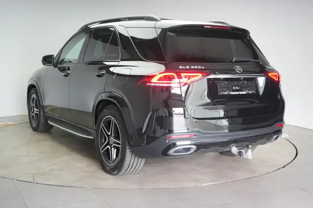 Mercedes-Benz Gle Class view 5