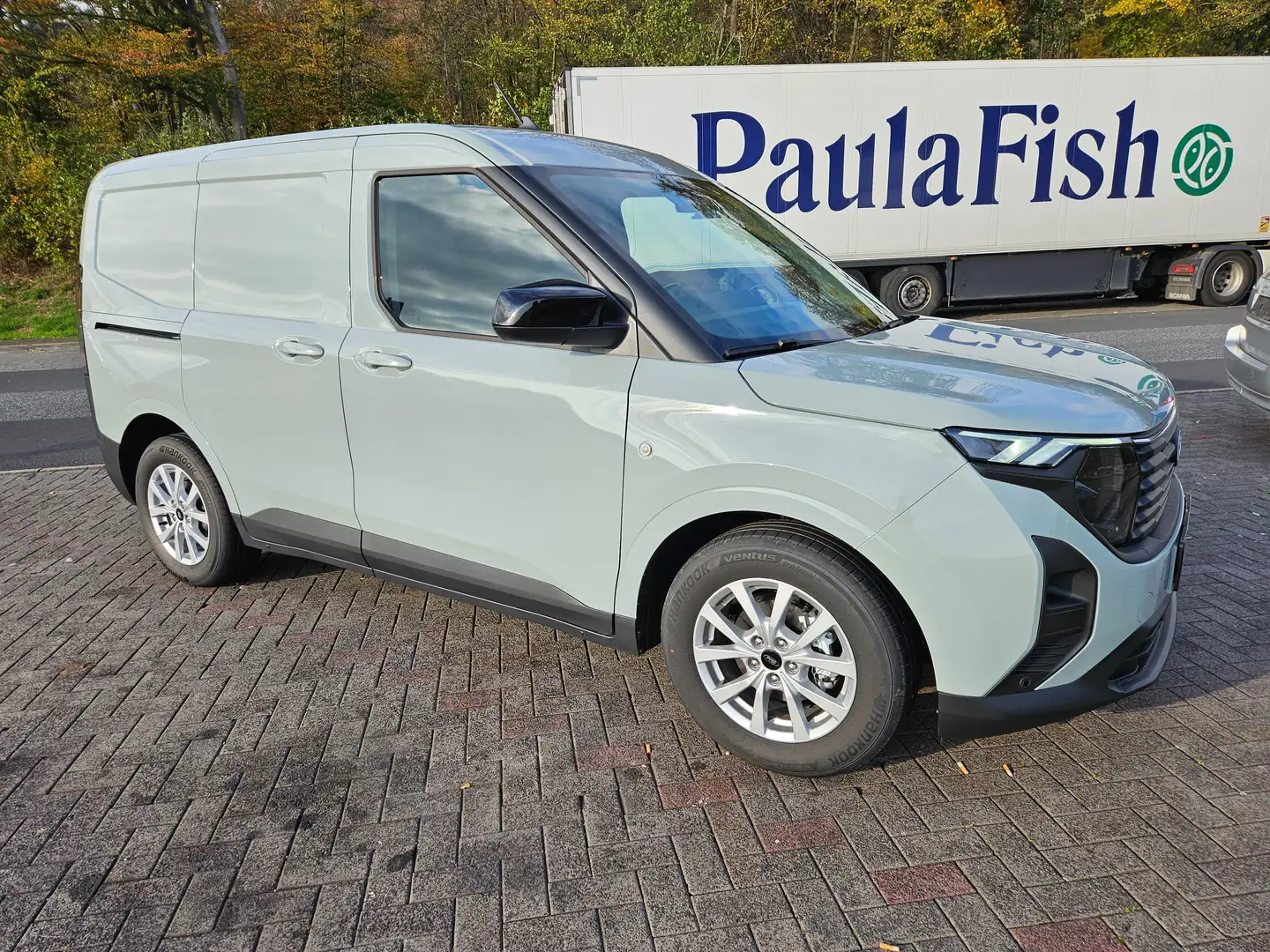 Ford Transit Courier Transit+Courier+1,0+l+EcoBoost+Aut.+Limited Grau - 1