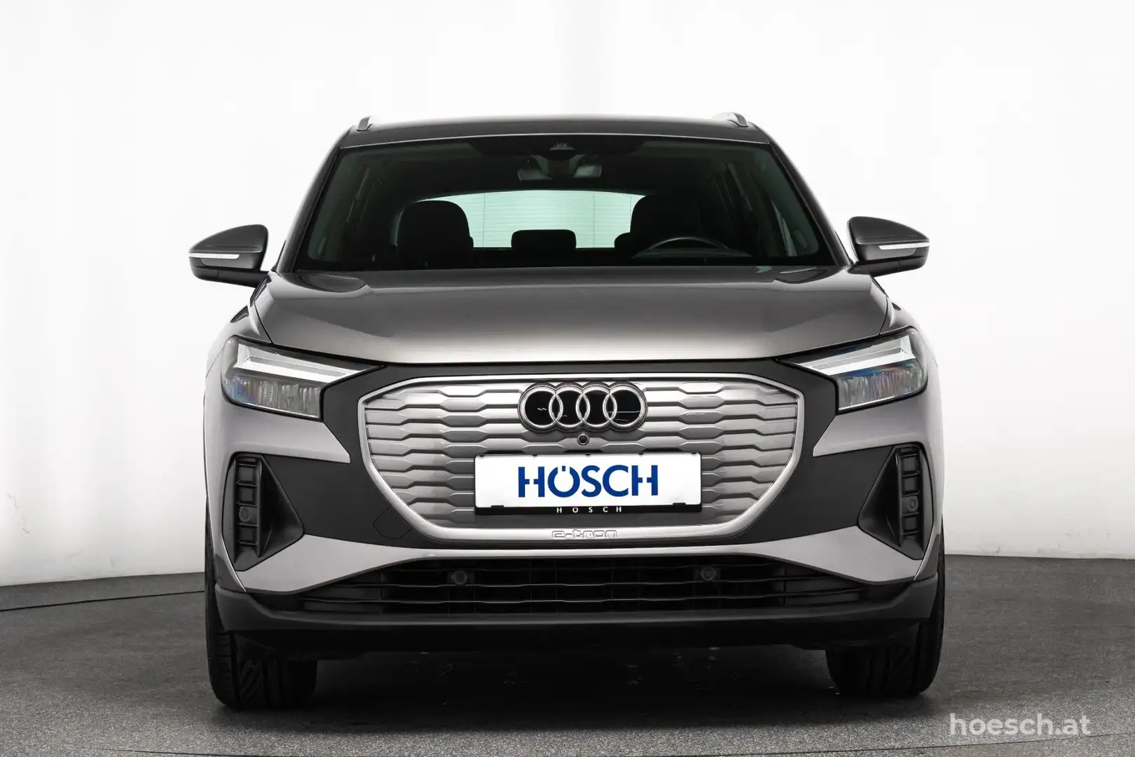 Audi Q4 e-tron 35 ACC ASSISTENZ SITZHZG KEYLESS CARPLAY Grau - 2