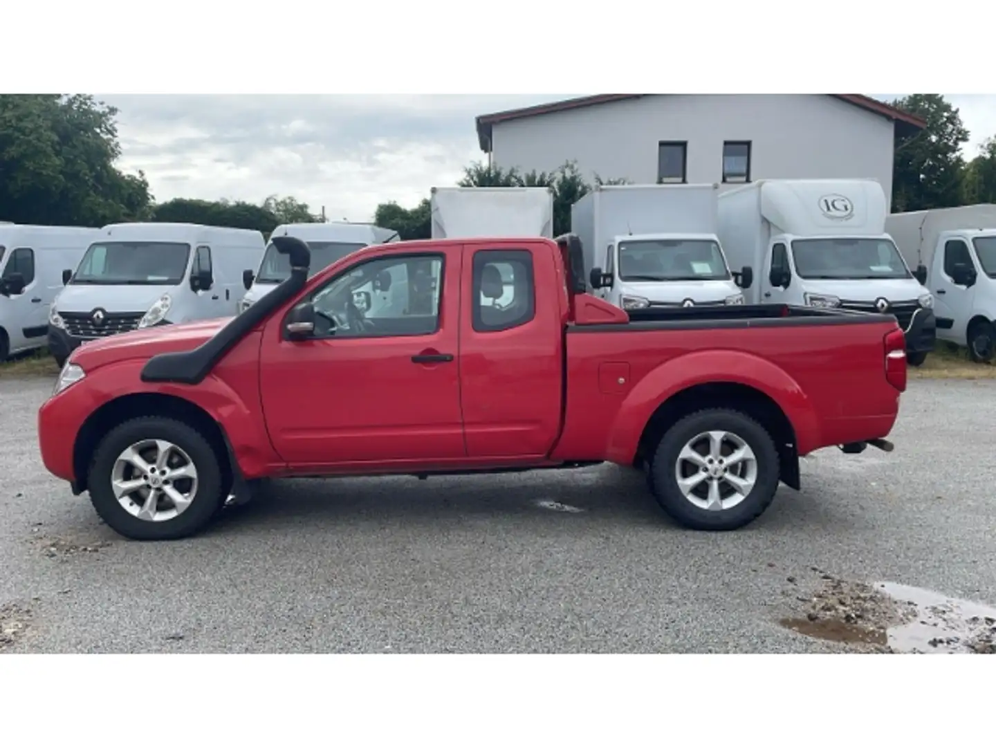 Nissan Navara Pickup King Cab XE 4X4 2.5 dCi Rot - 2
