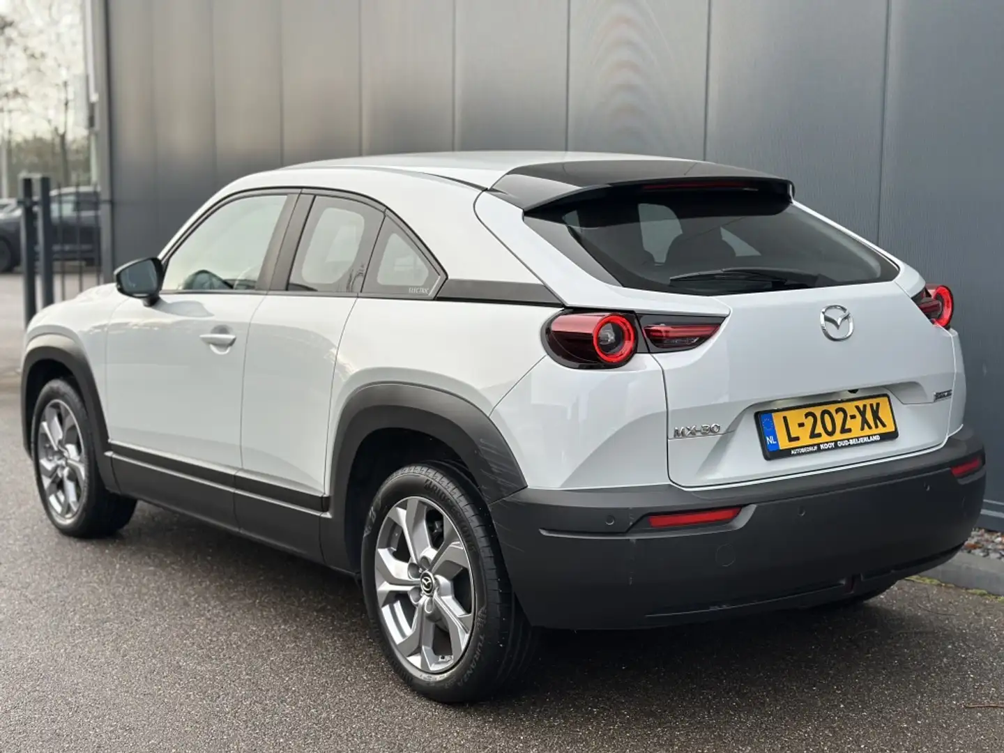 Mazda MX-30 e-SkyActiv 145 Comfort Weiß - 2