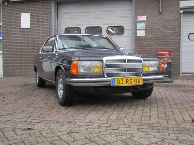 Mercedes-Benz CE 280 200-280 (W123)