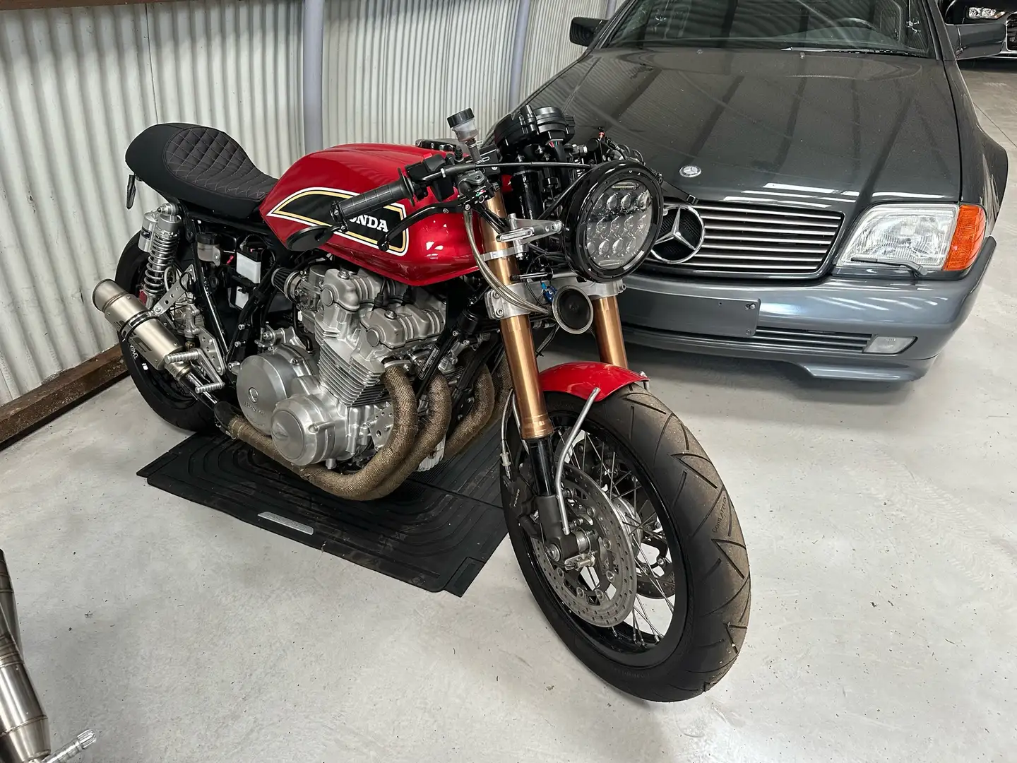Honda CB 750 cafe racer restoratie van 2022 Червоний - 1
