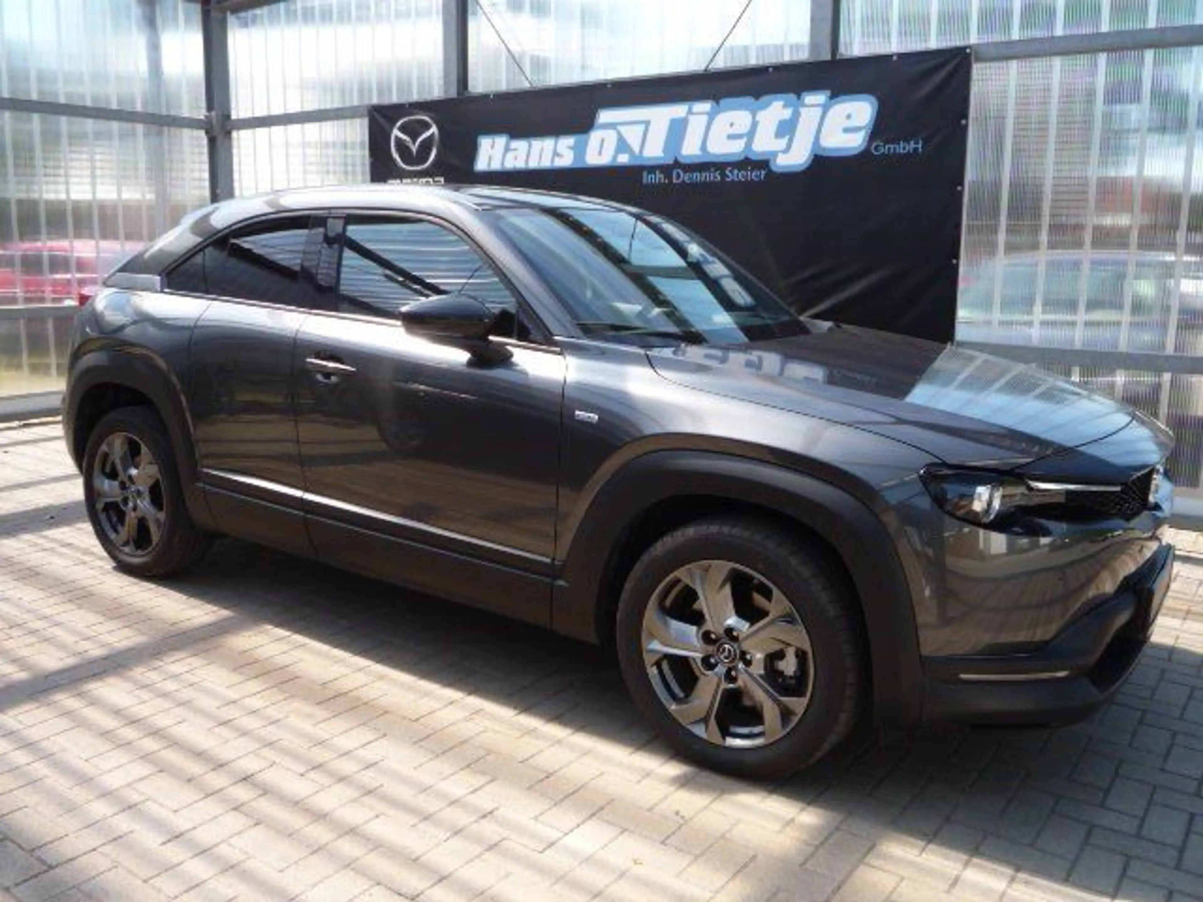 Mazda MX-30 35,5 kWh e-SKYACTIV EV 145 PS AD`vantage — photo 2