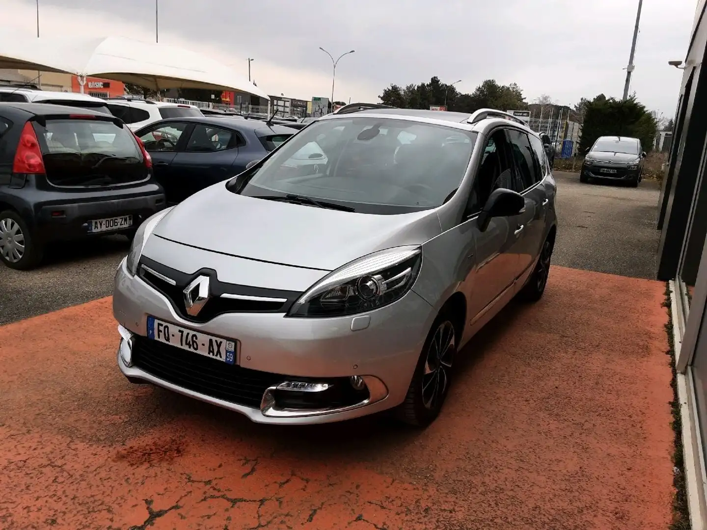 Renault Grand Scenic 1.5 DCI 110 BOSE EDITION 7 PLACES - 2