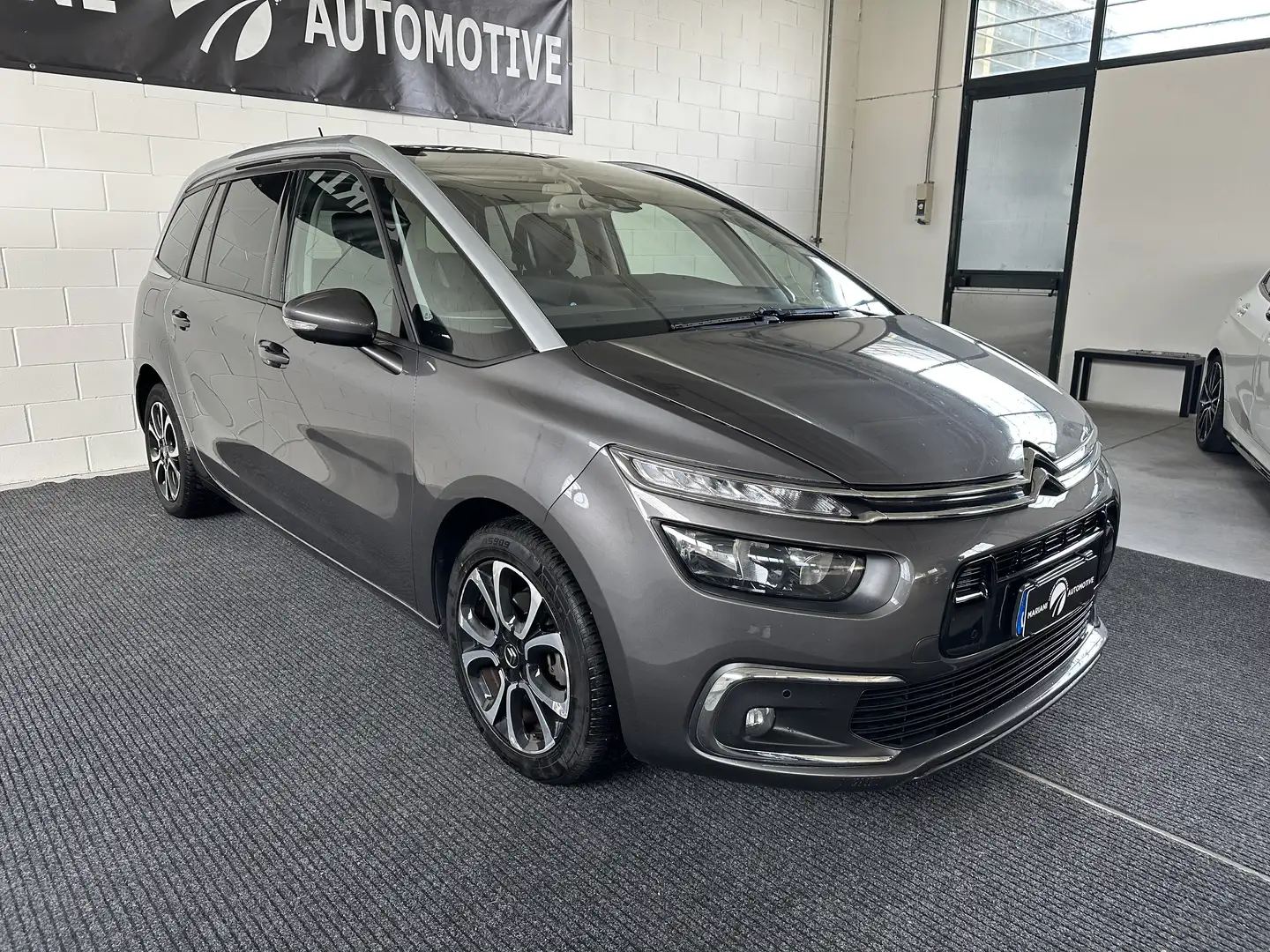 Citroen Grand C4 SpaceTourer 1.5 bluehdi Shine Gris - 2