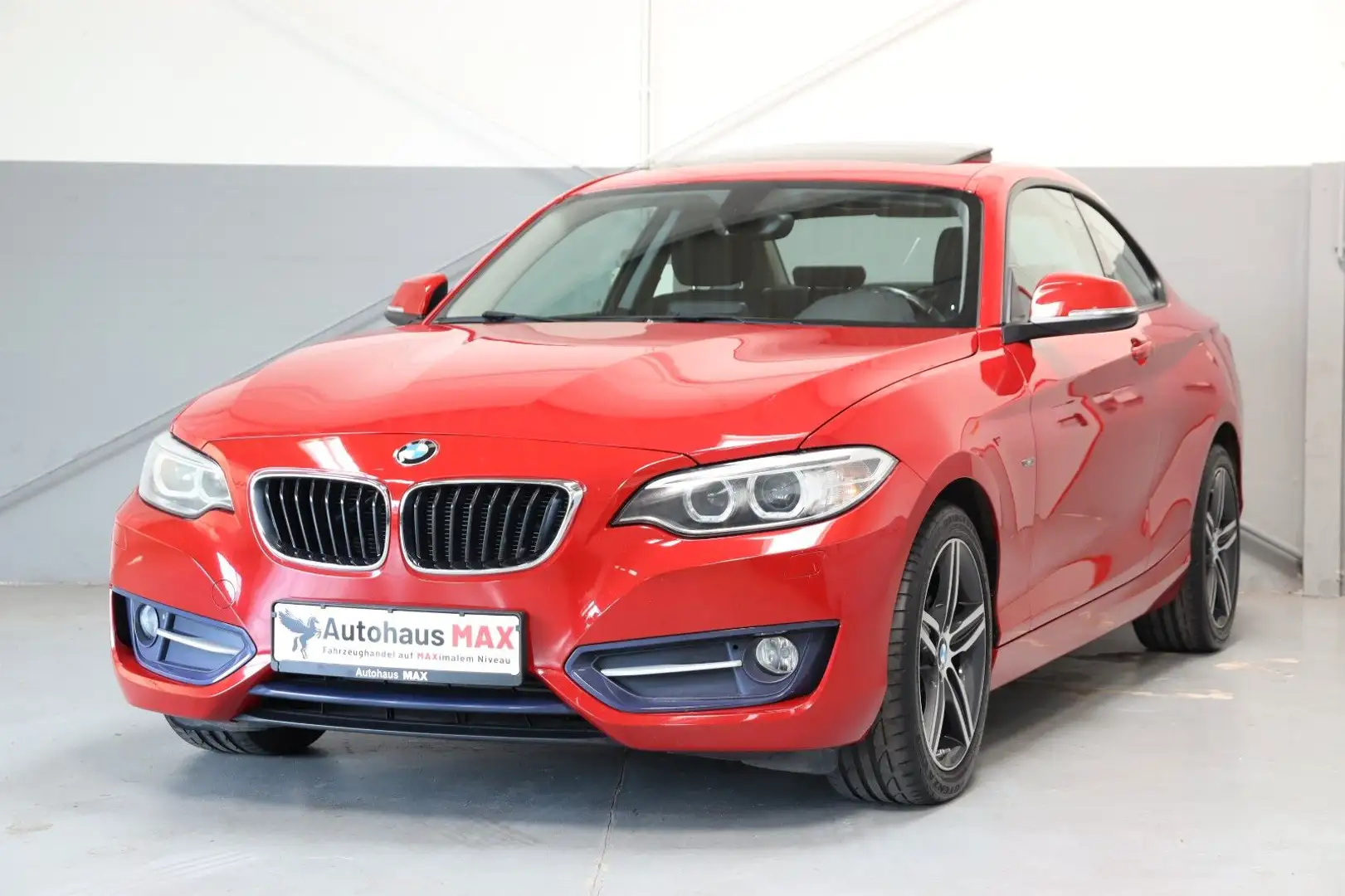BMW 218 d~Sport-Line~M-Interieur~Navi~SZH Rot - 1