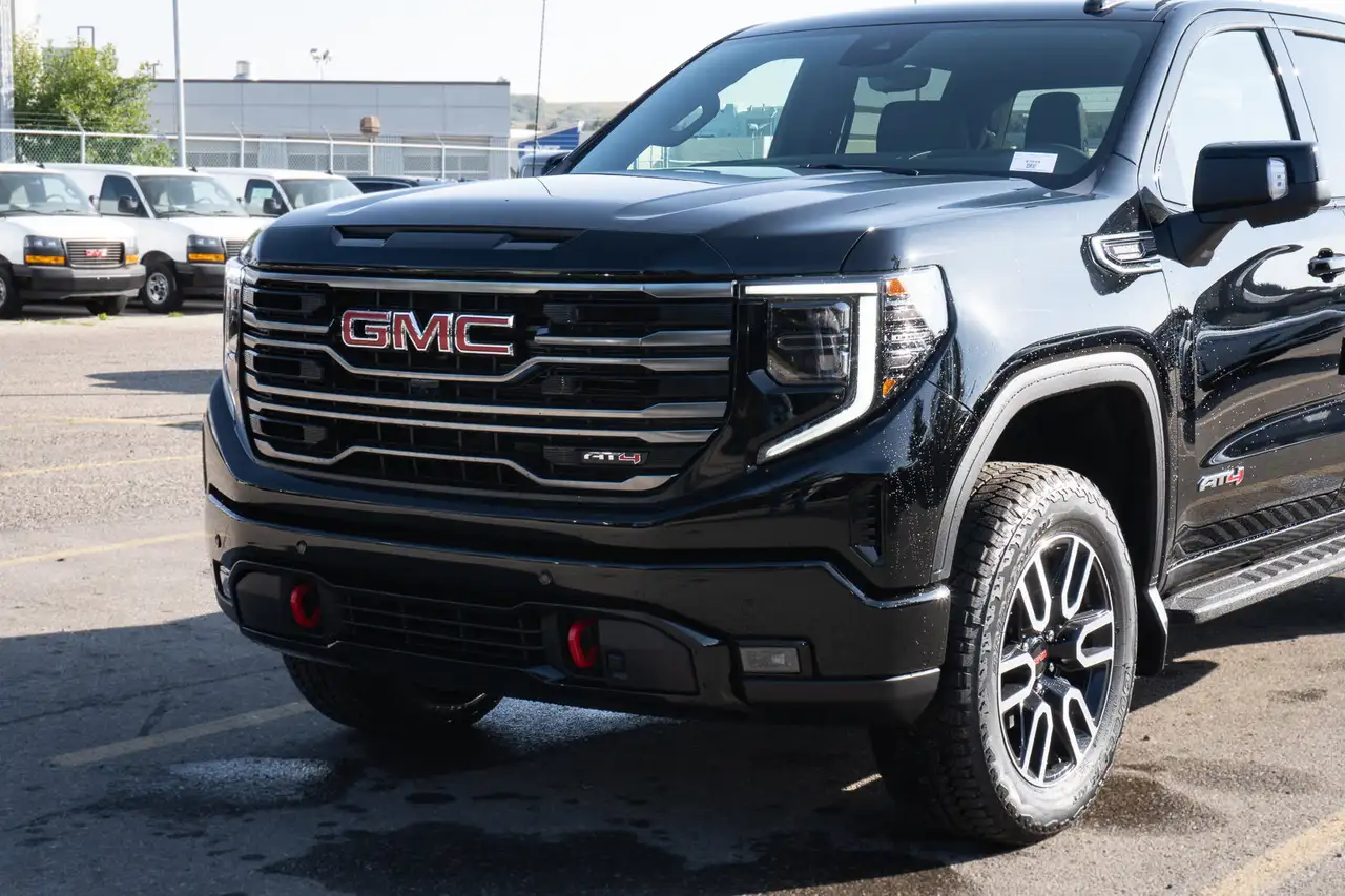 GMC Sierra 1500 снимка GMC Sierra 1500