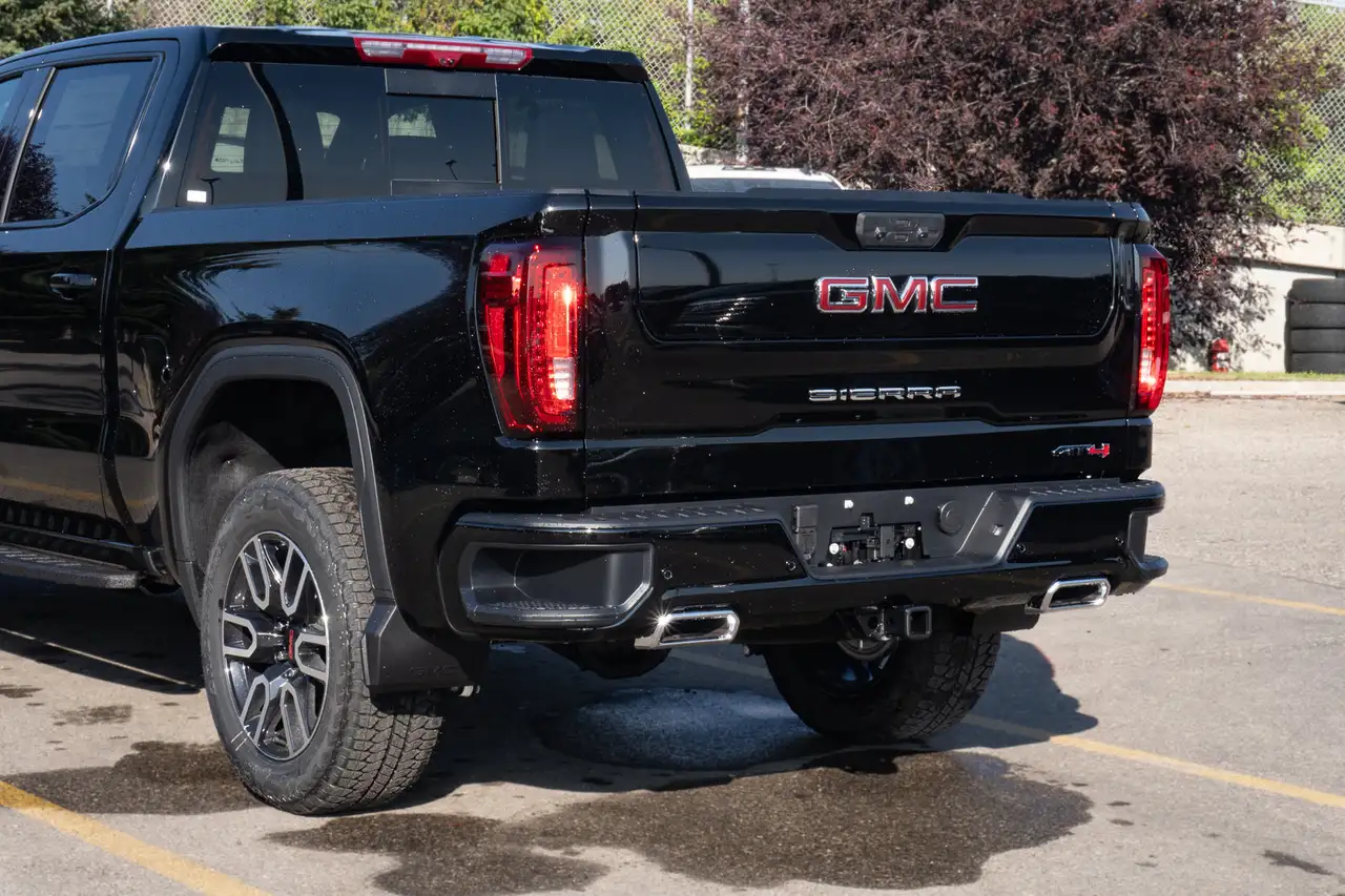 GMC Sierra 1500 снимка GMC Sierra 1500