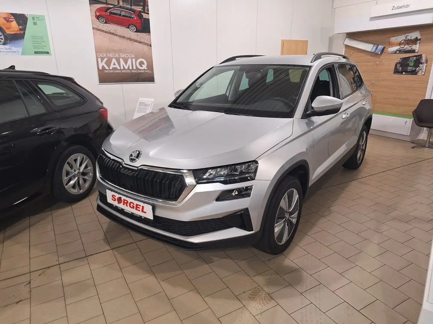 Skoda Karoq Selection Argent - 1
