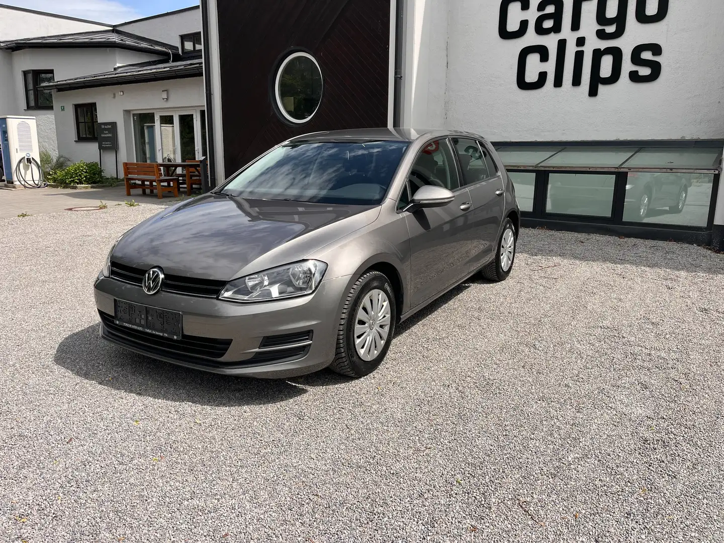 Volkswagen Golf 1.2 tsi nur 135.000km euro5 Grau - 1