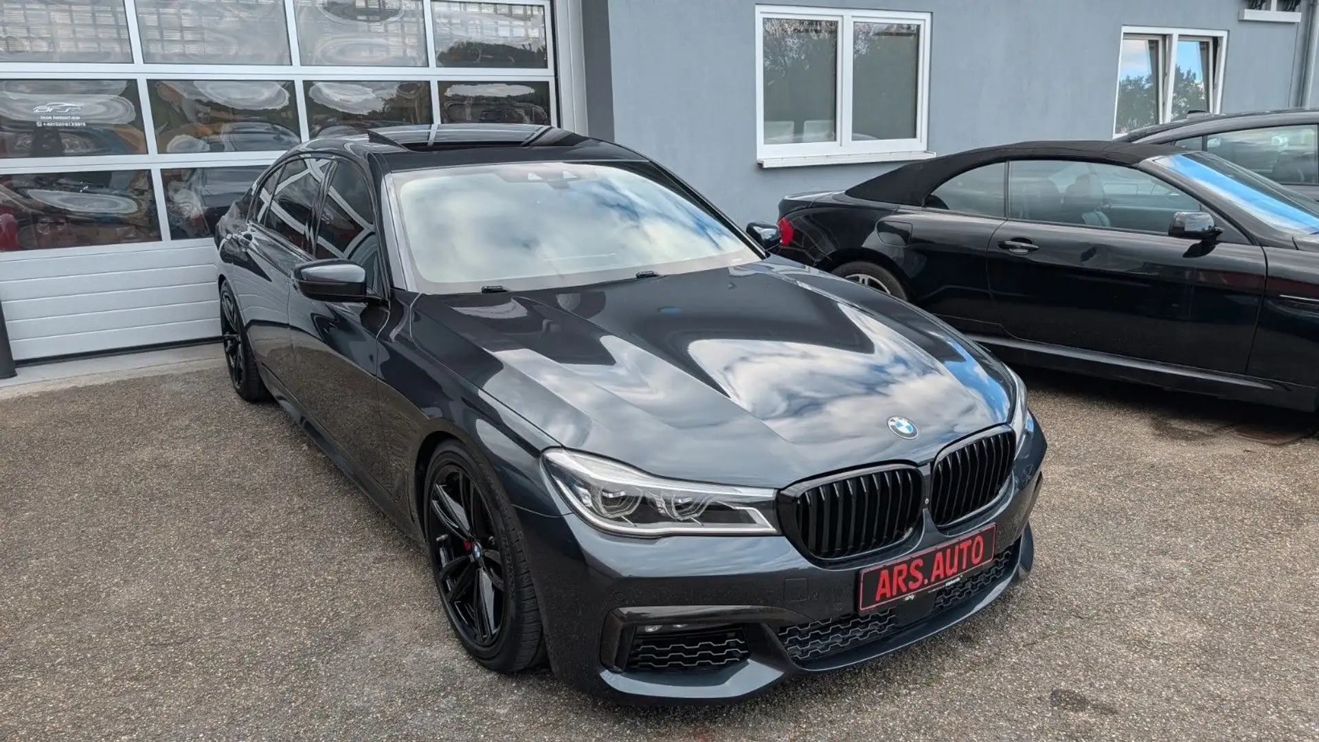BMW 750 Li xDrive M-Paket DAP Pano 360° Head-Up 4xSHZ Gris - 2