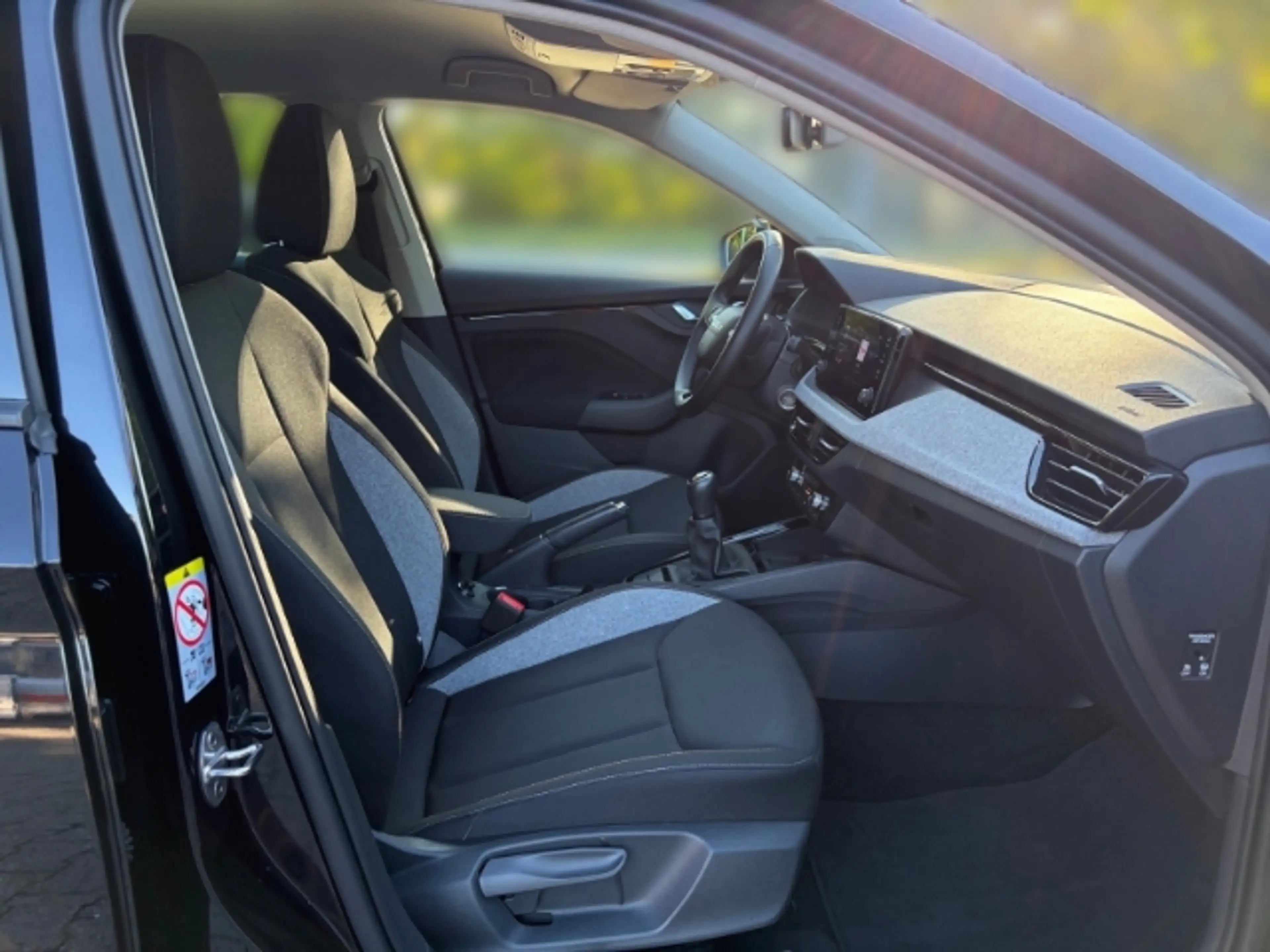 Skoda Scala Tour 1.0 TSI 85KW Kamera PDC Sitzh. Assist. — photo 18