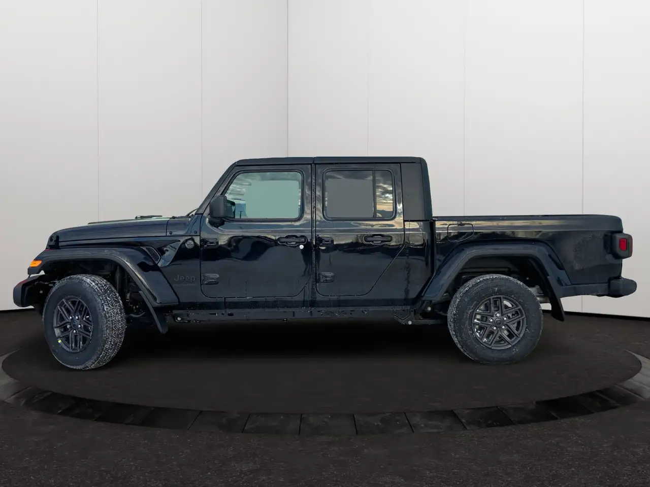 Jeep Gladiator снимка Jeep Gladiator