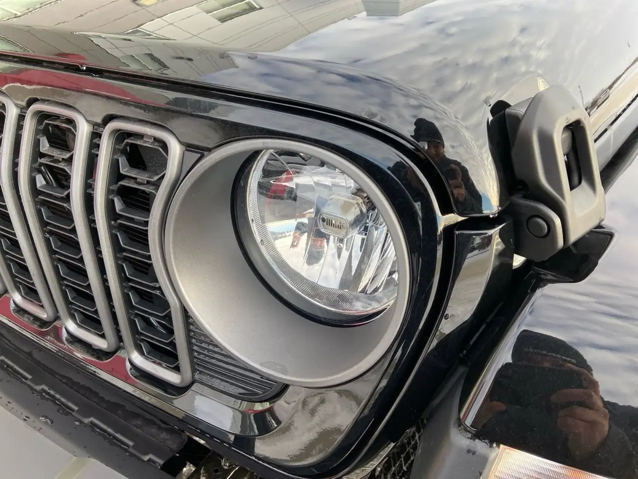 Jeep Gladiator снимка Jeep Gladiator