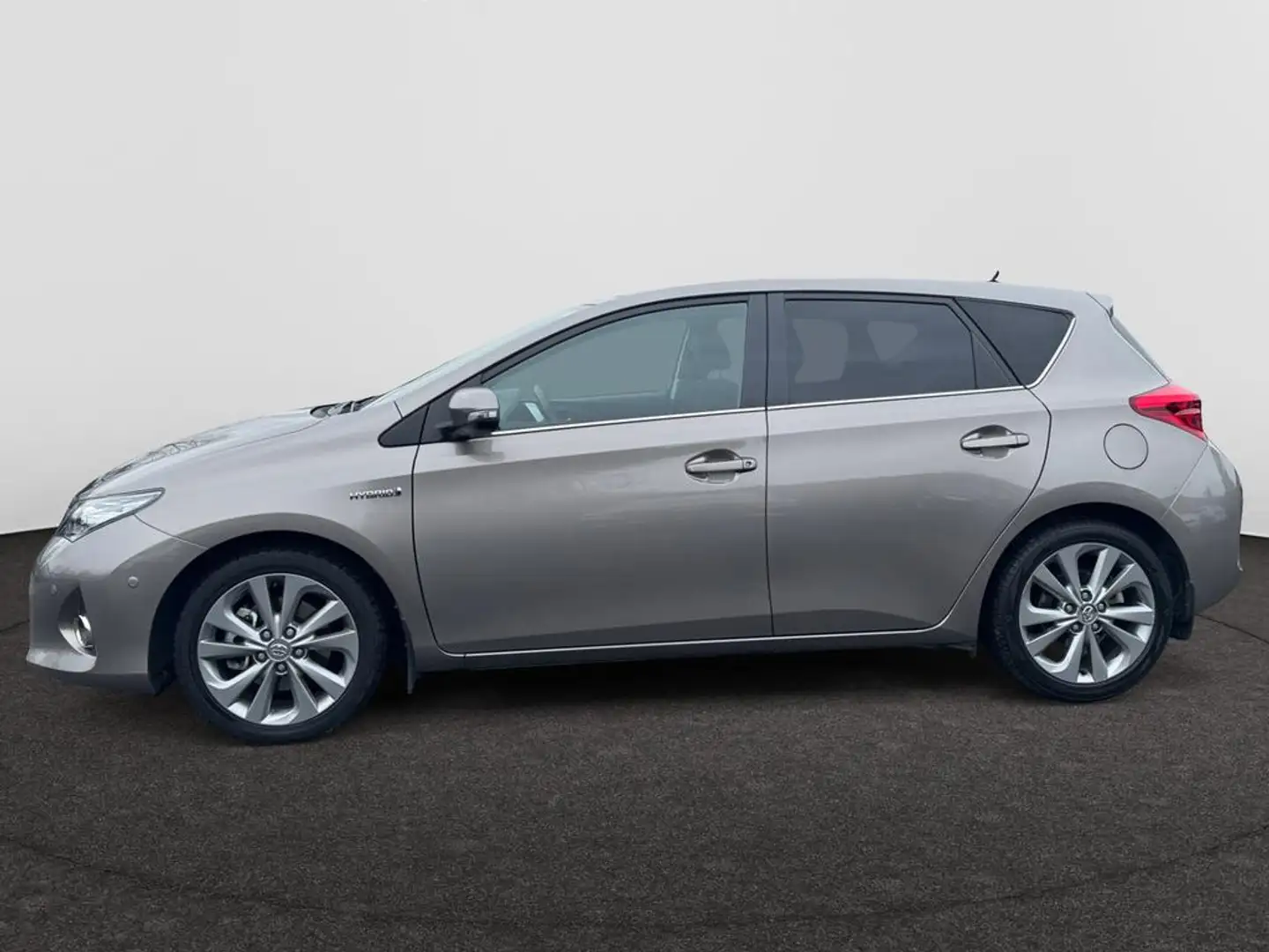 Toyota Auris Auris HEV 1.8i HSD Lounge CVT Bronce - 2