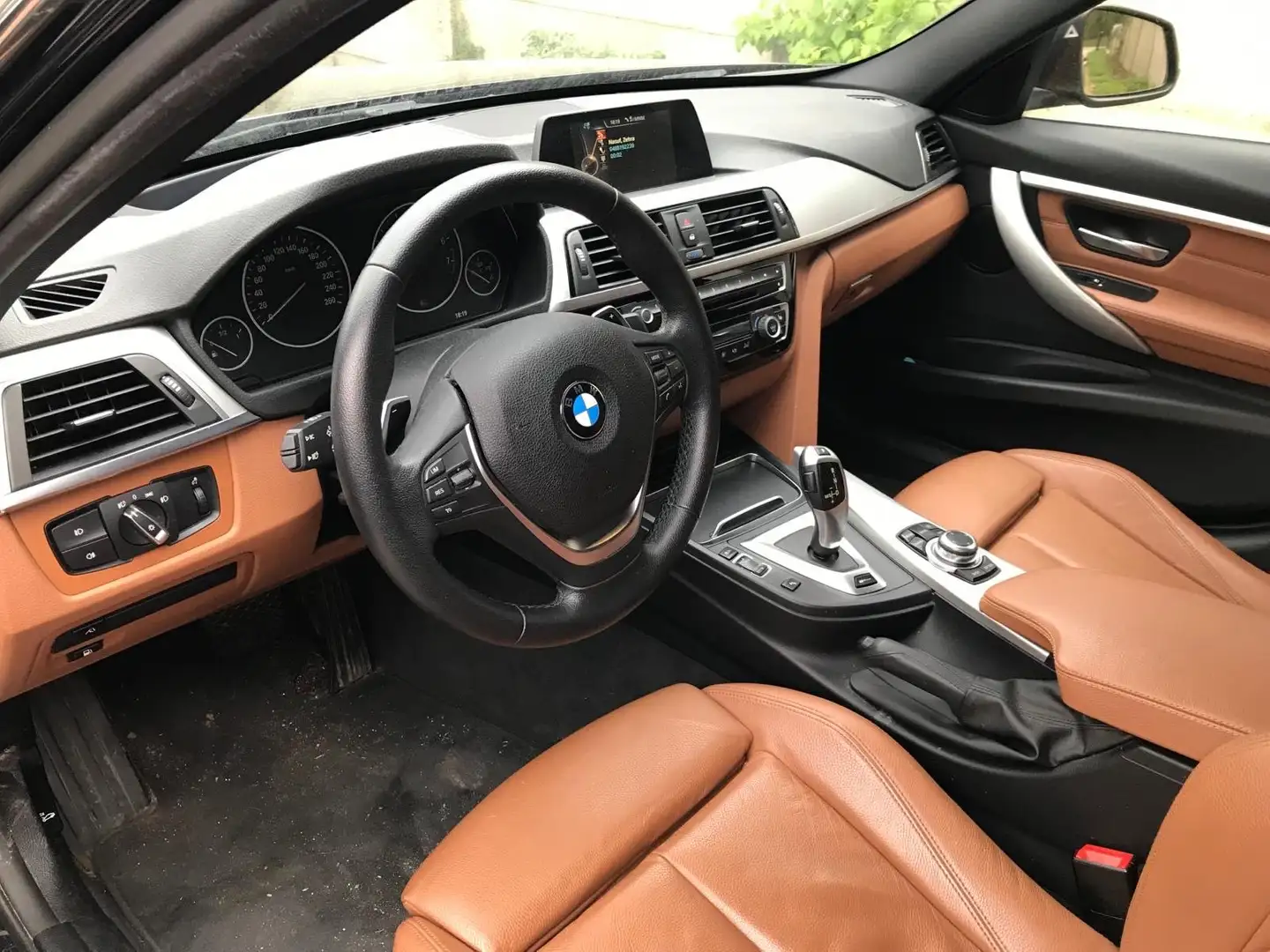 BMW 330 e hybride Brown - 2