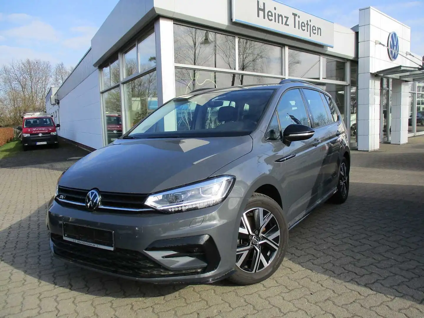 Volkswagen Touran Diesel 2.0 TDI SCR DSG Highline Grijs - 1